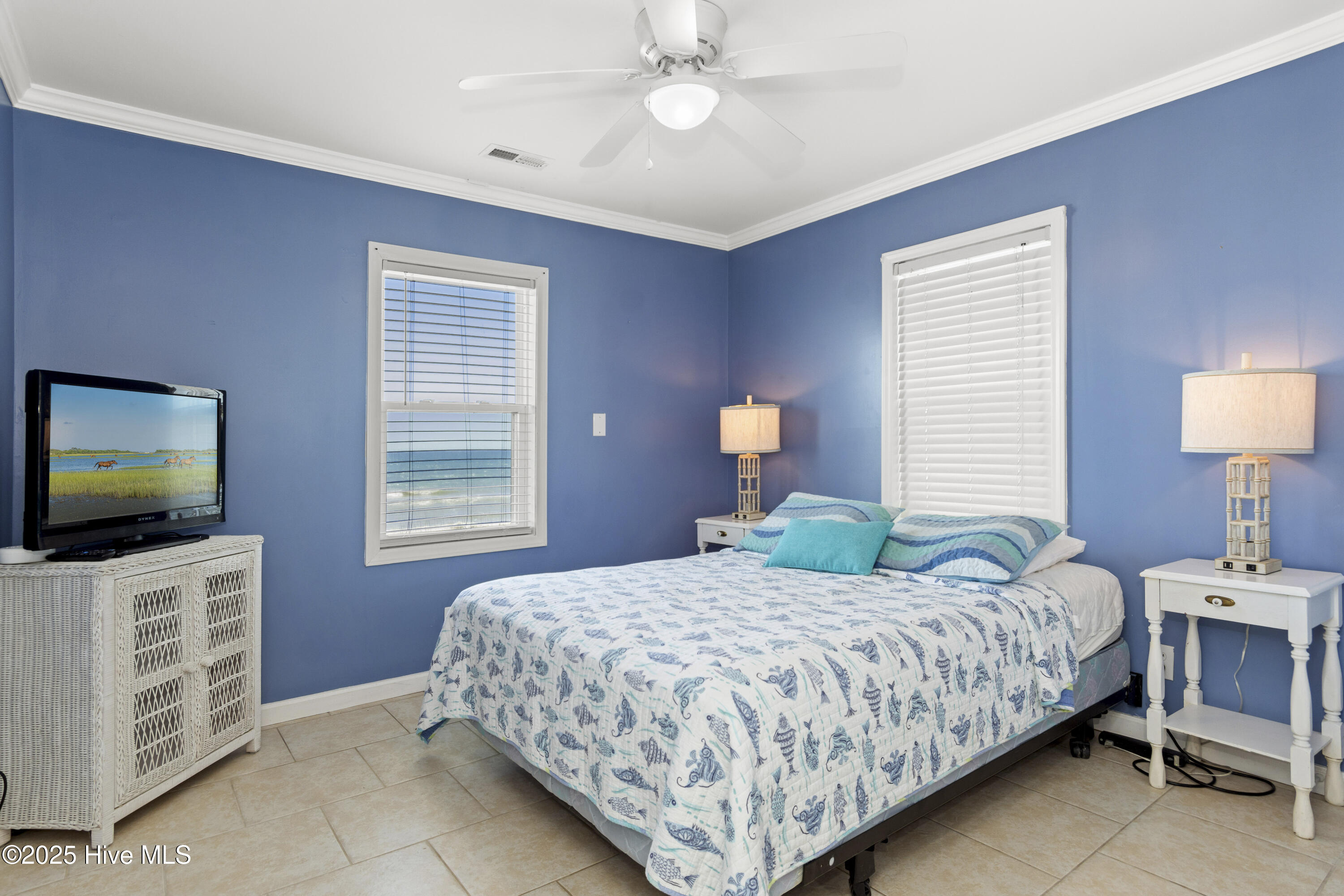 100523829 | Photo 39