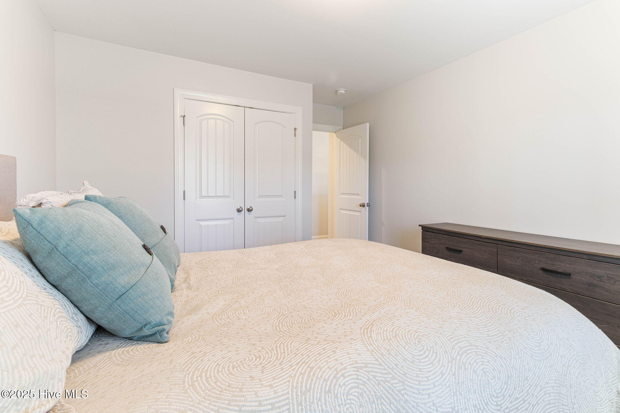 100536642 | Photo 28