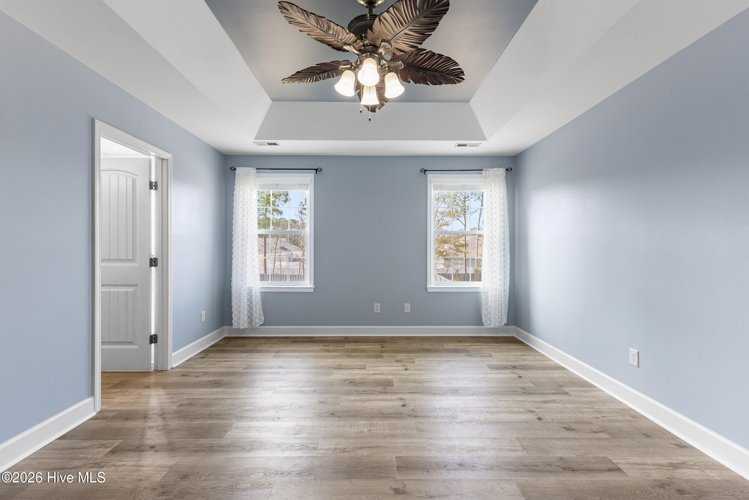 100557020 | Photo 22