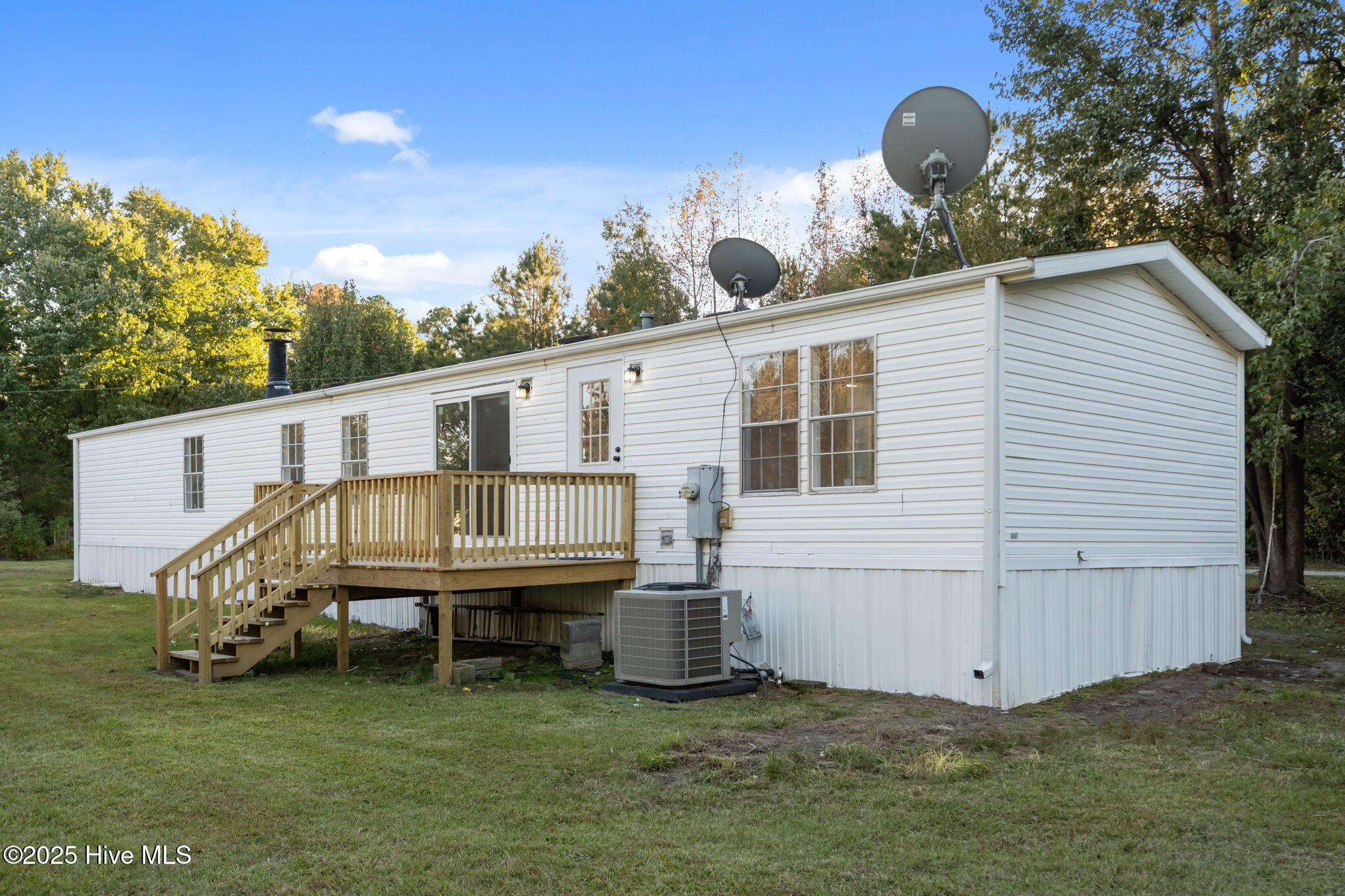 100539170 | Photo 30