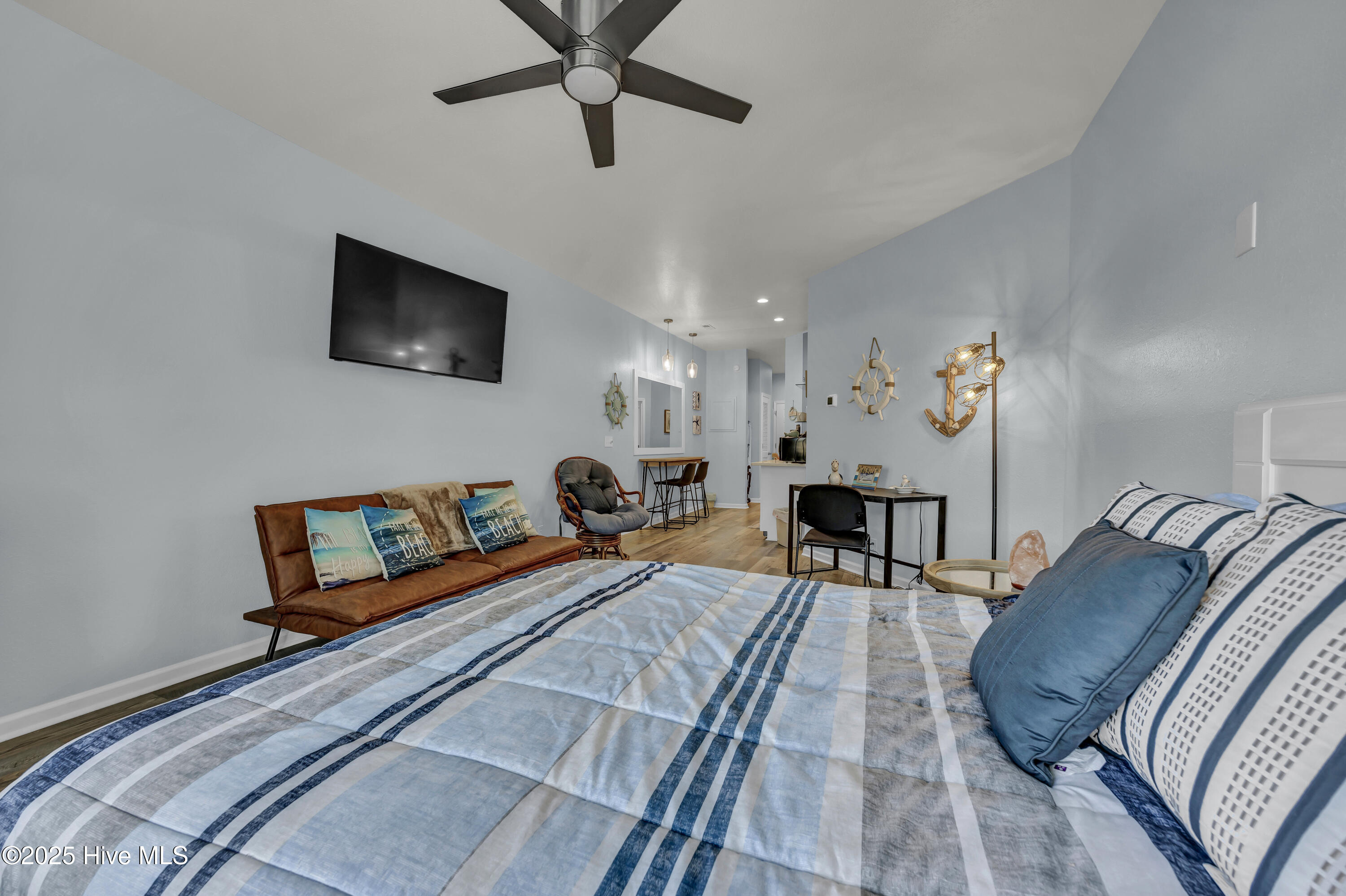 100527384 | Photo 20