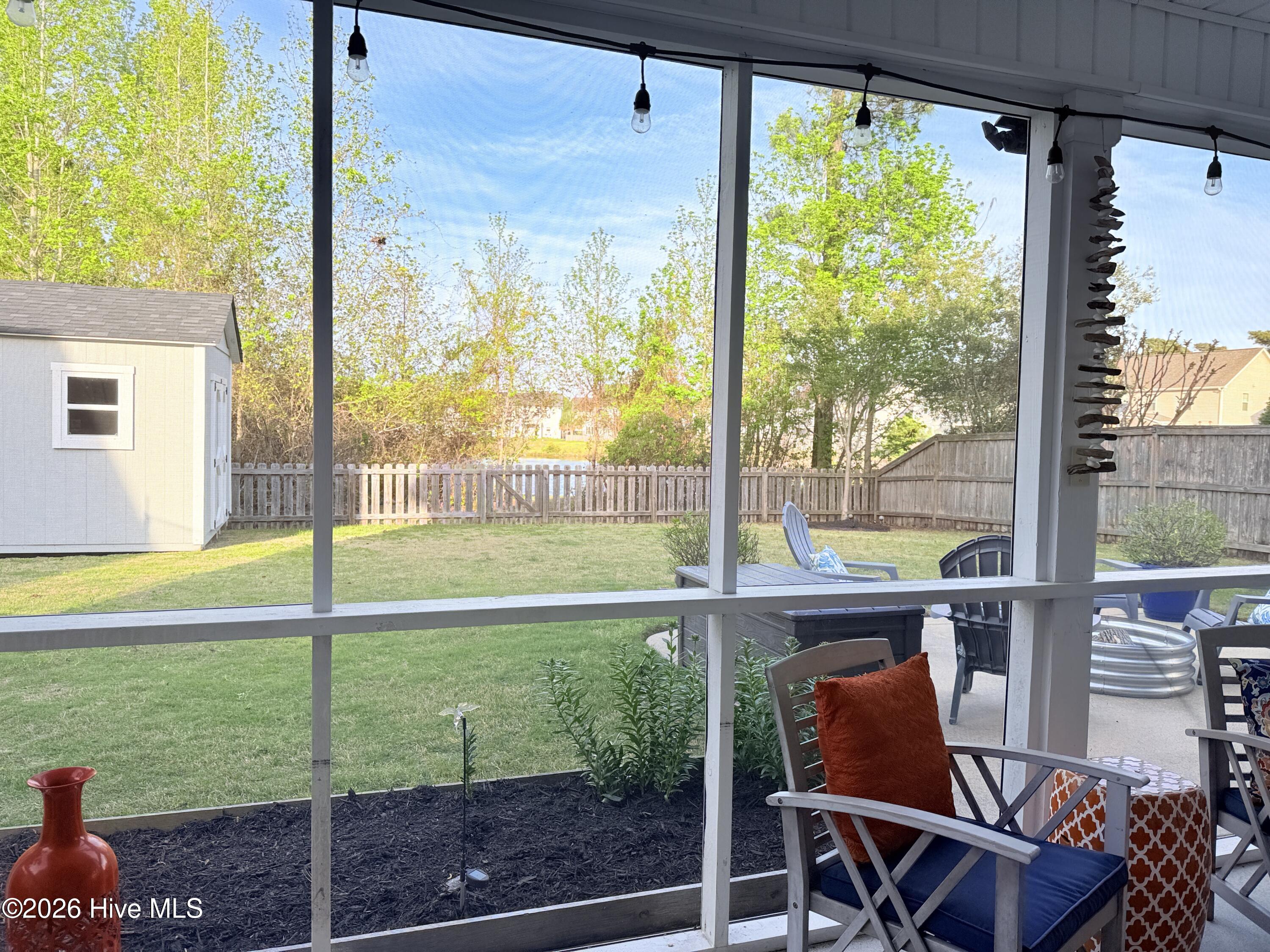 100565908 | Photo 32