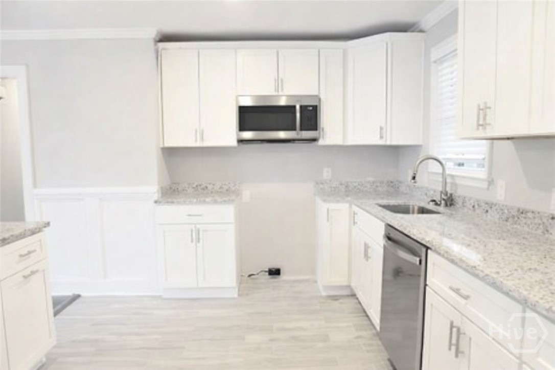 Homes for sale in Savannah, GA | 2344 & 2344 1/2 Camelia Ct, Savannah, GA 31404 | MLS# SA351744