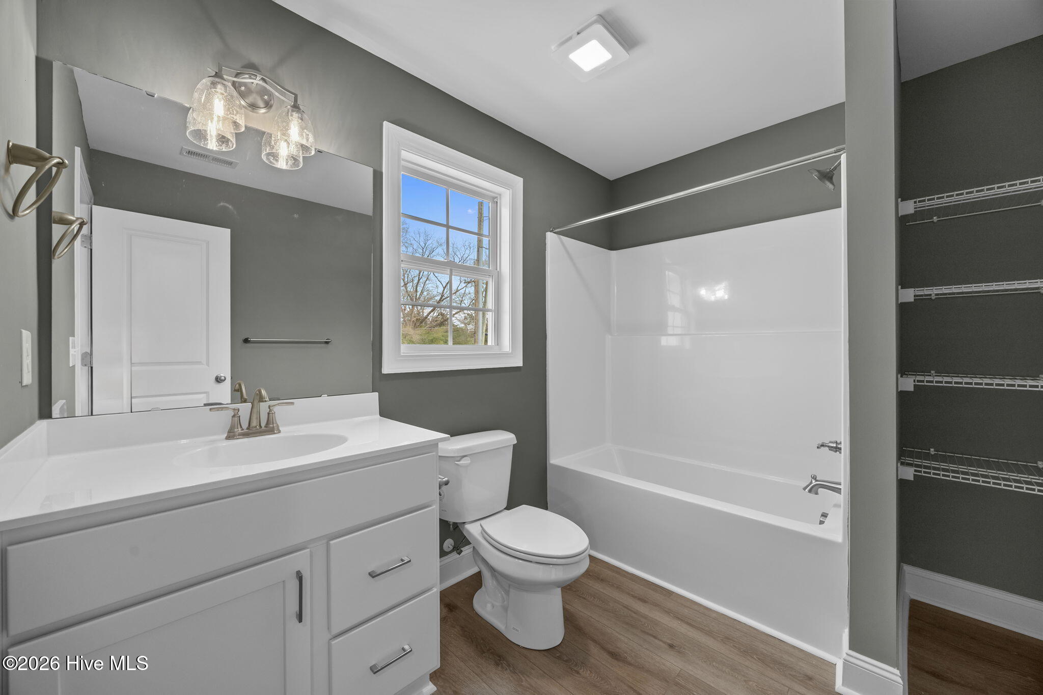 4365 W Pine Street UNIT B, Farmville, NC, 27828