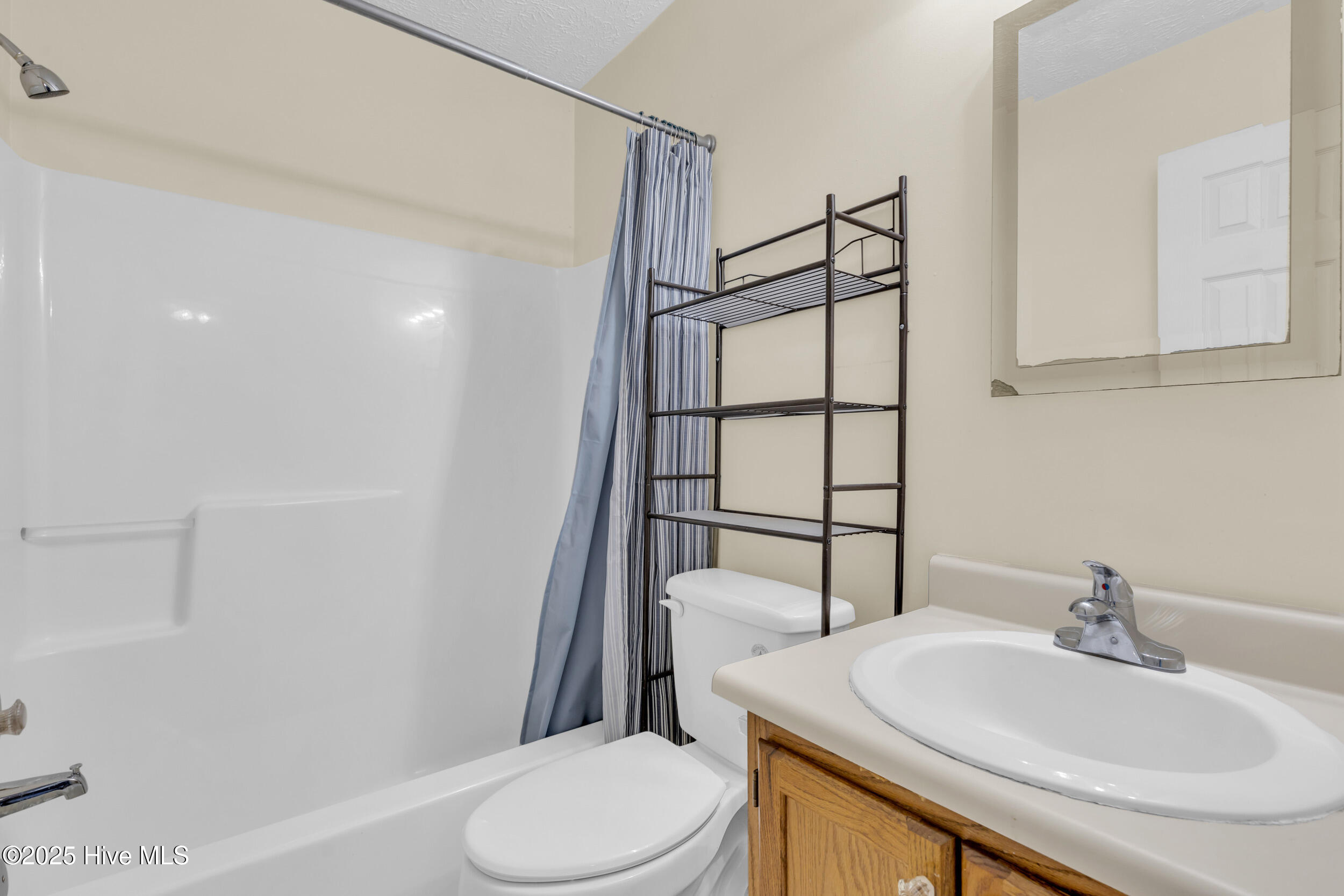 100540168 | Photo 20