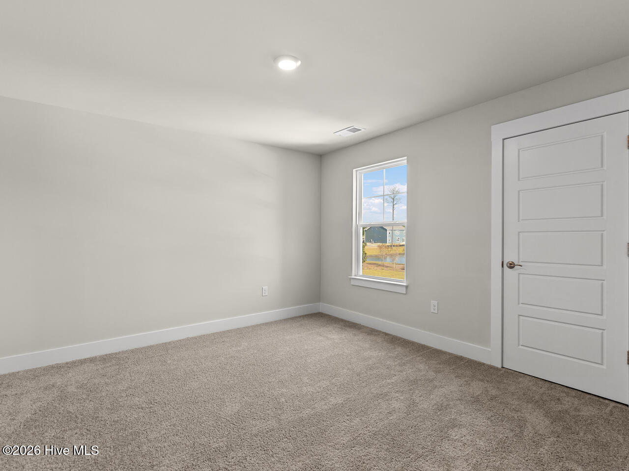 100545581 | Photo 41