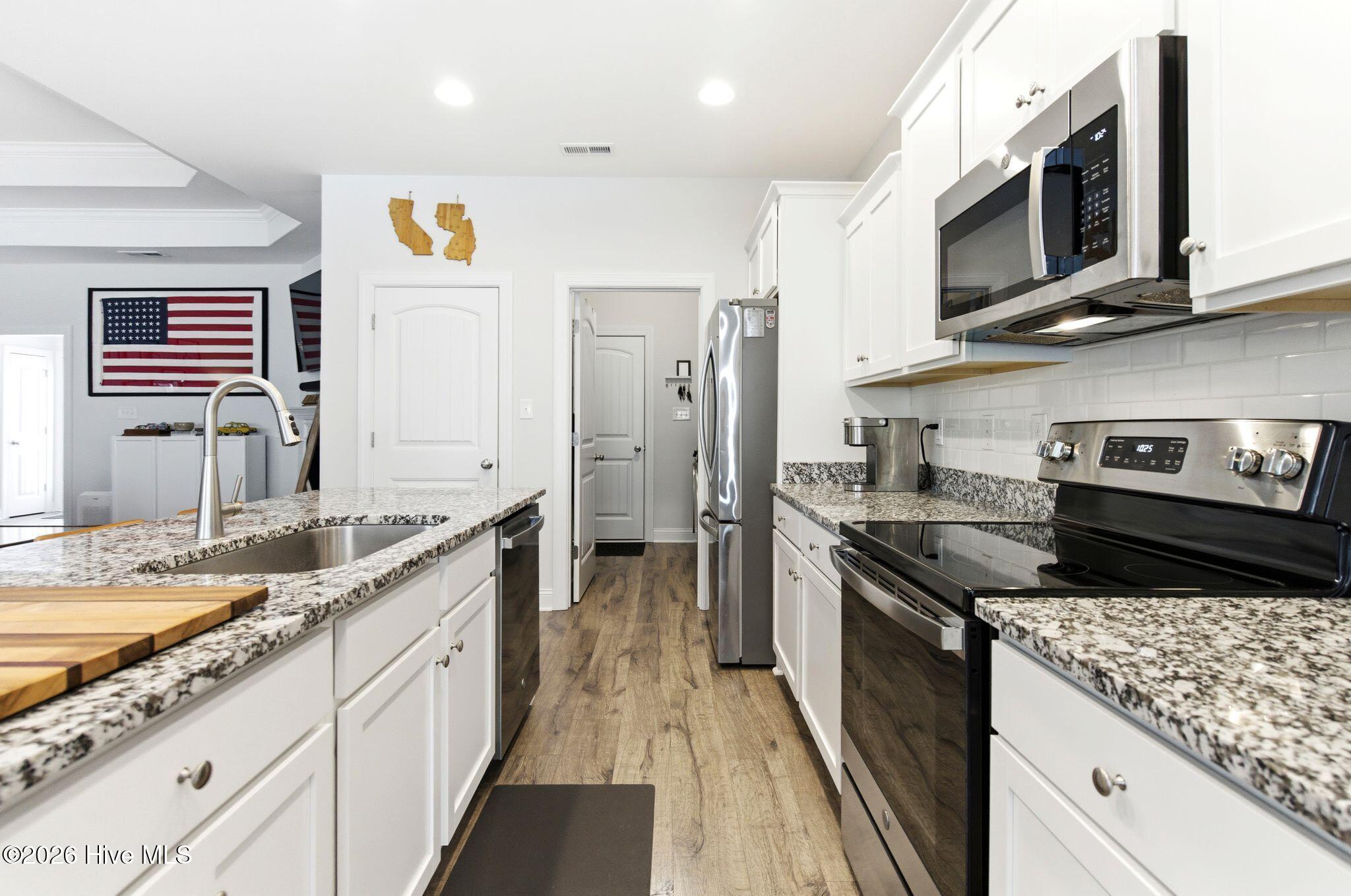 100563255 | Photo 17