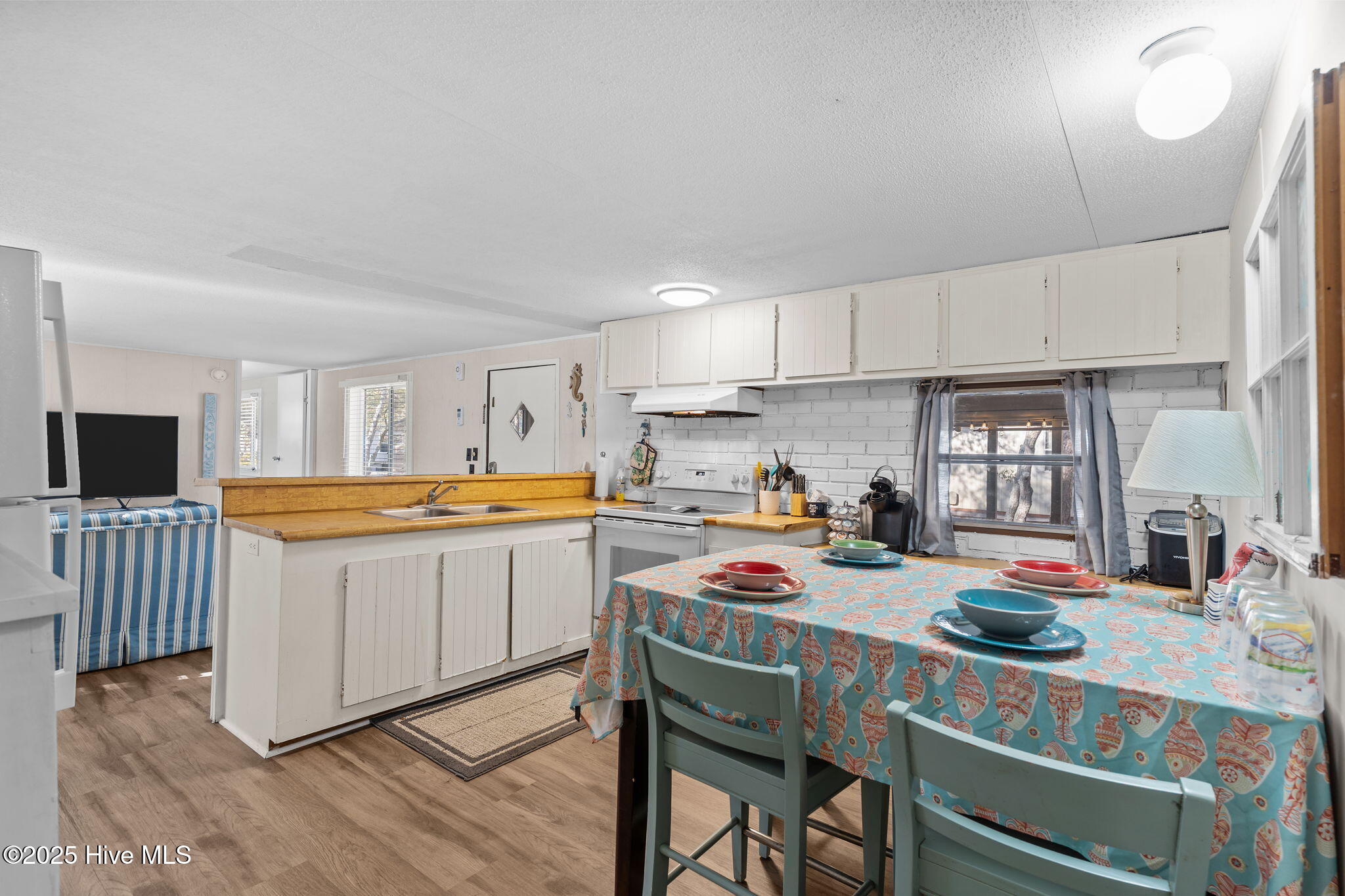 100544898 | Photo 16