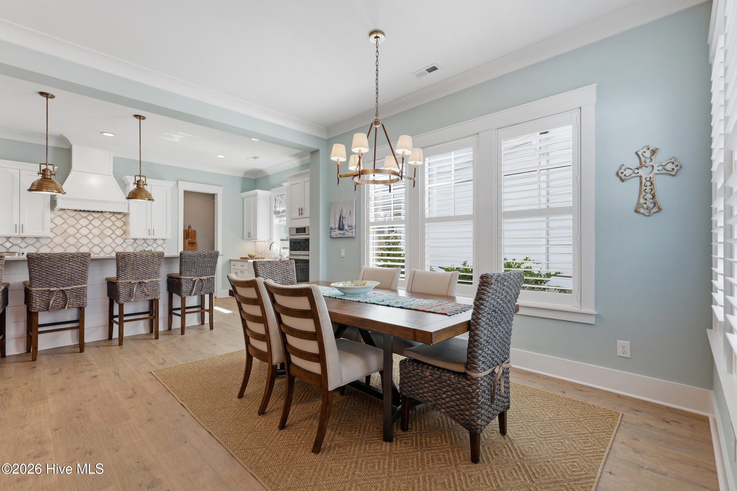 100558657 | Photo 26