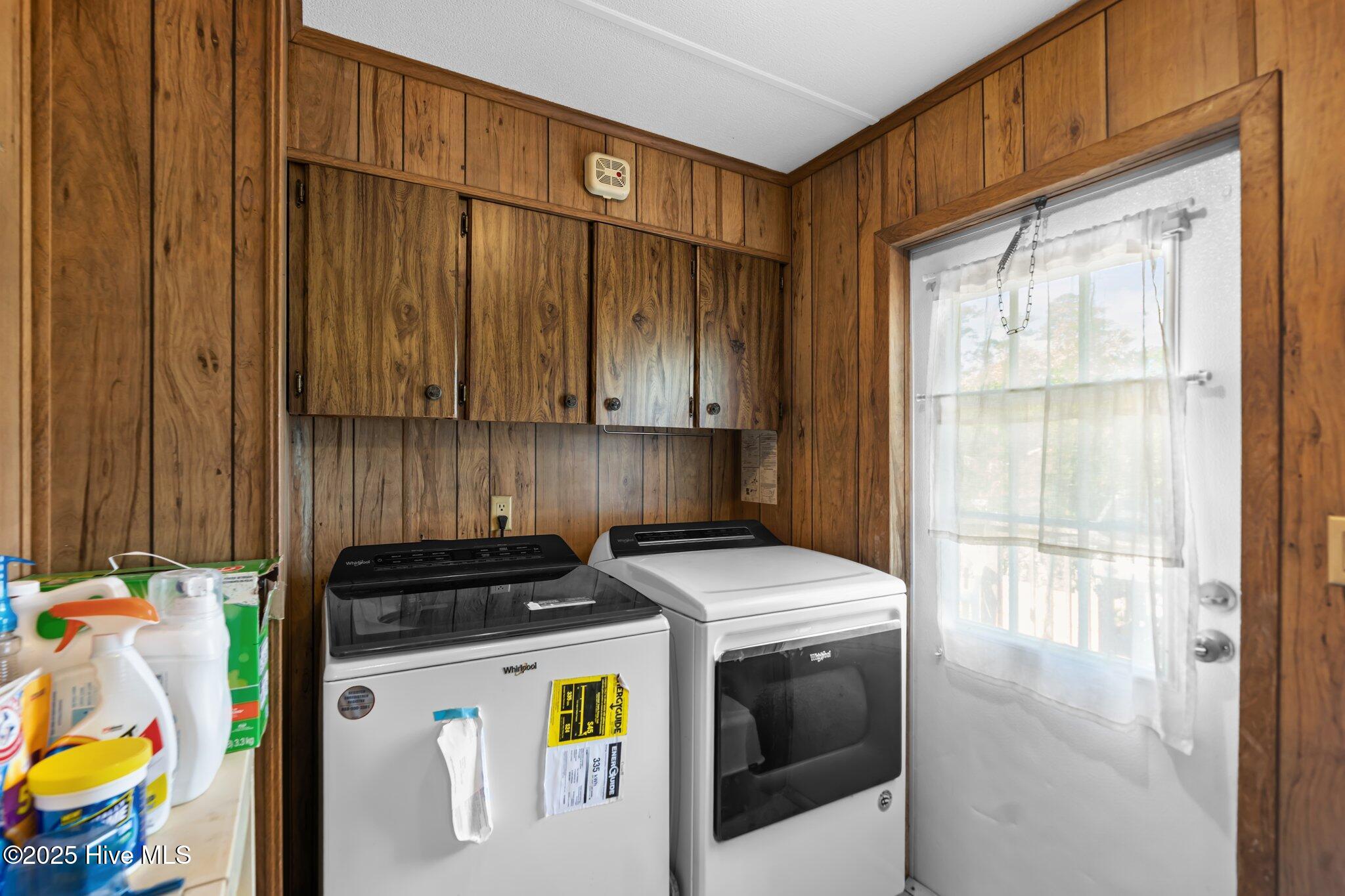 100513028 | Photo 15