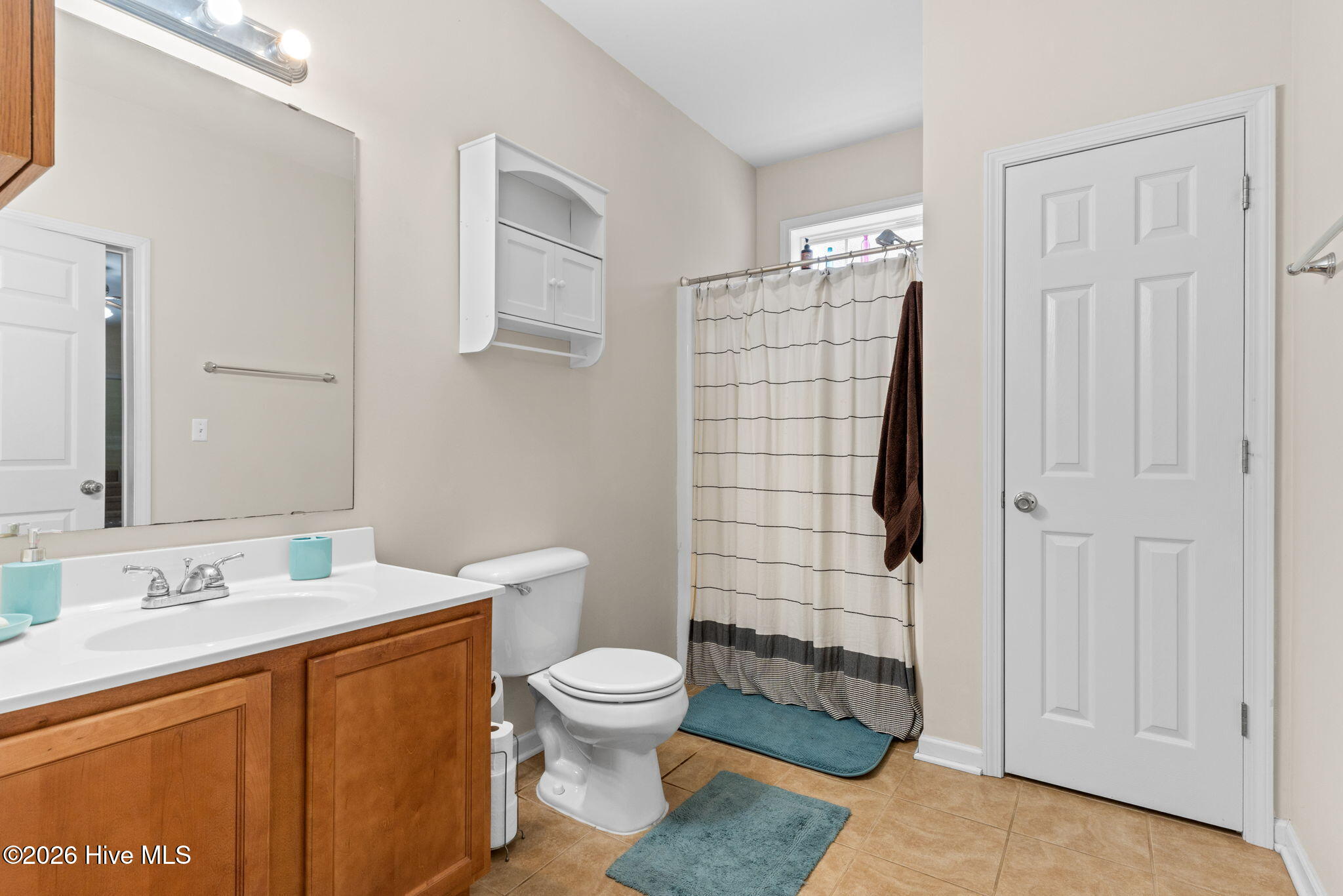 100560273 | Photo 38