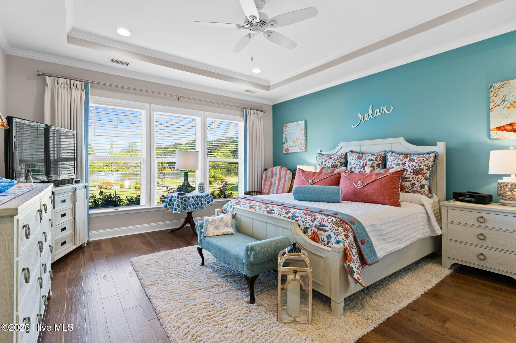 100560467 | Photo 23