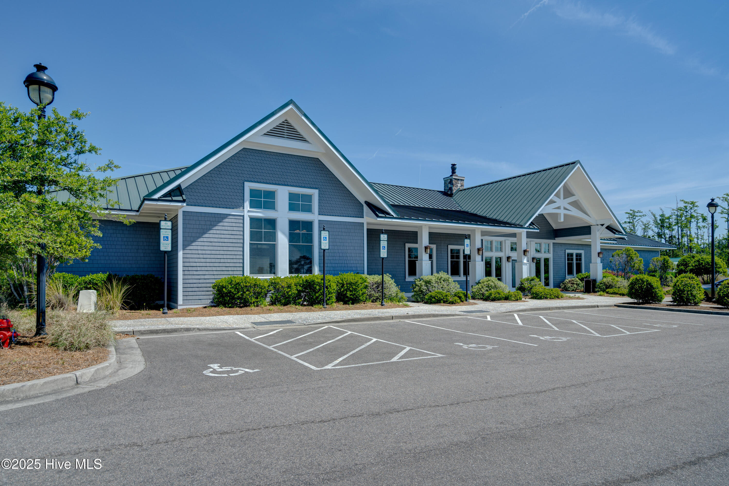 100547164 | Photo 57