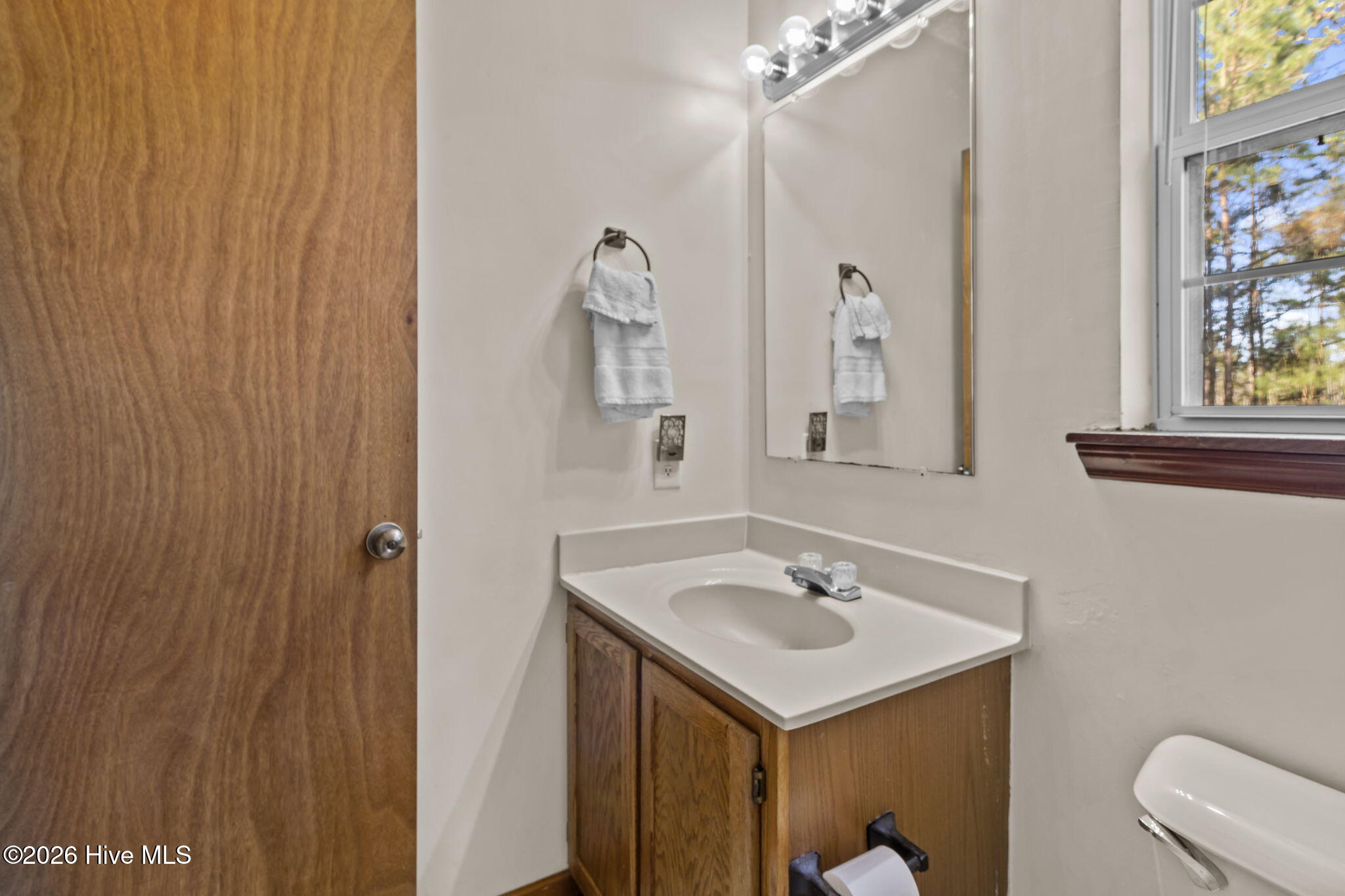 100563206 | Photo 24