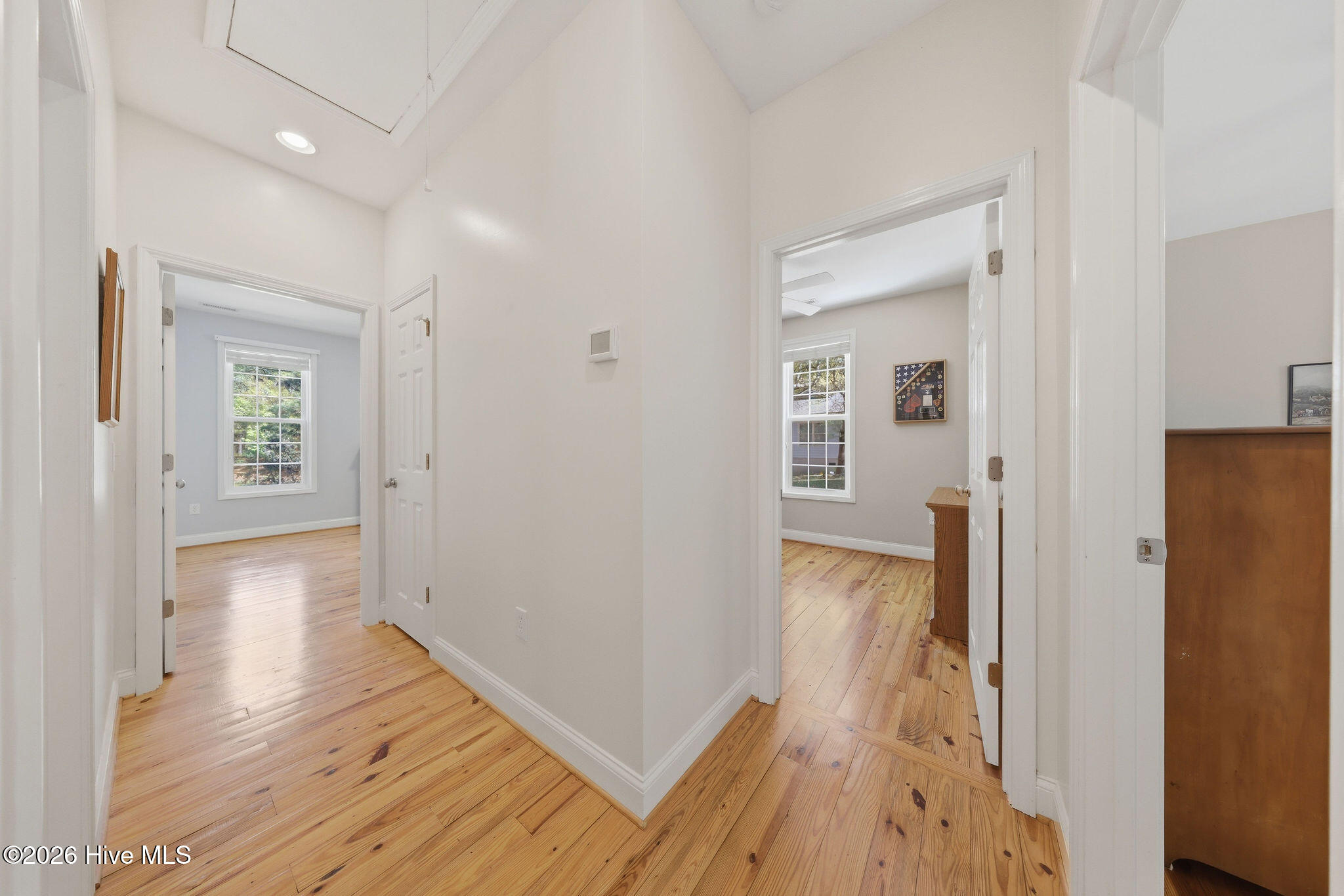 100567375 | Photo 33