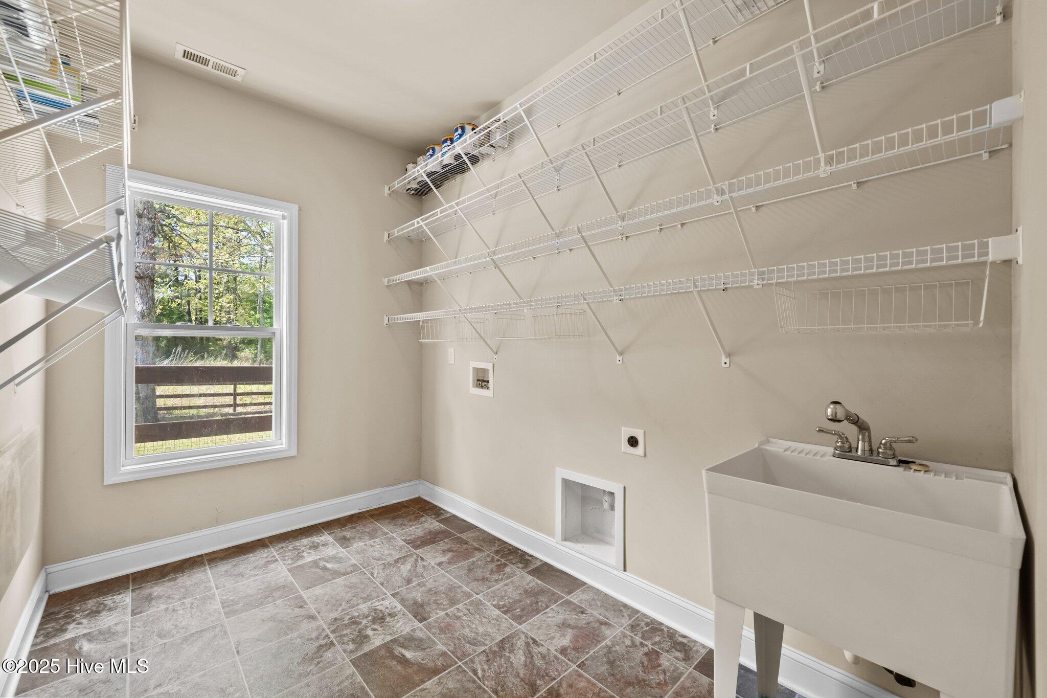 163 Old Millstone Landing Lane, Sneads Ferry, NC 28460 – photo 16: 18-web-or-mls-_RAD3835