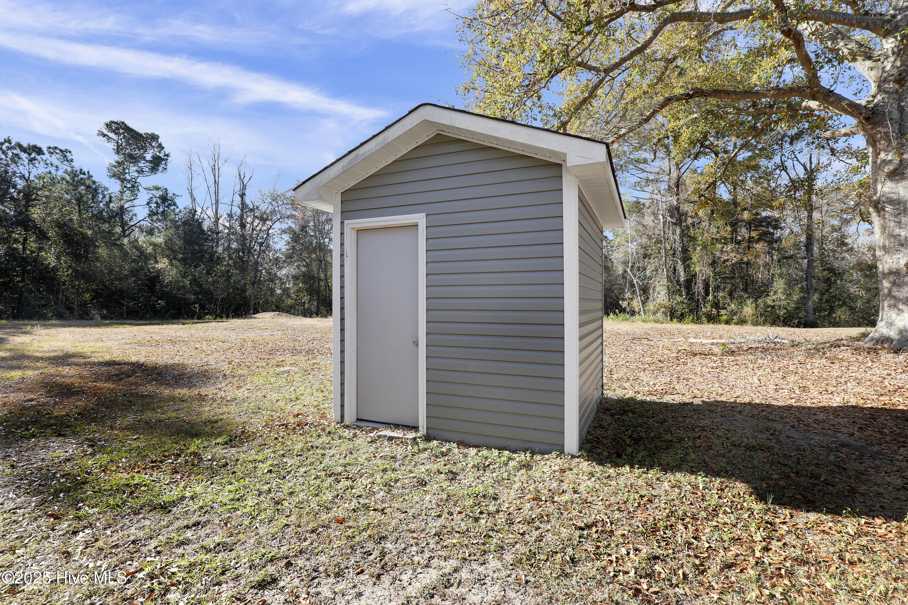 100543413 | Photo 27