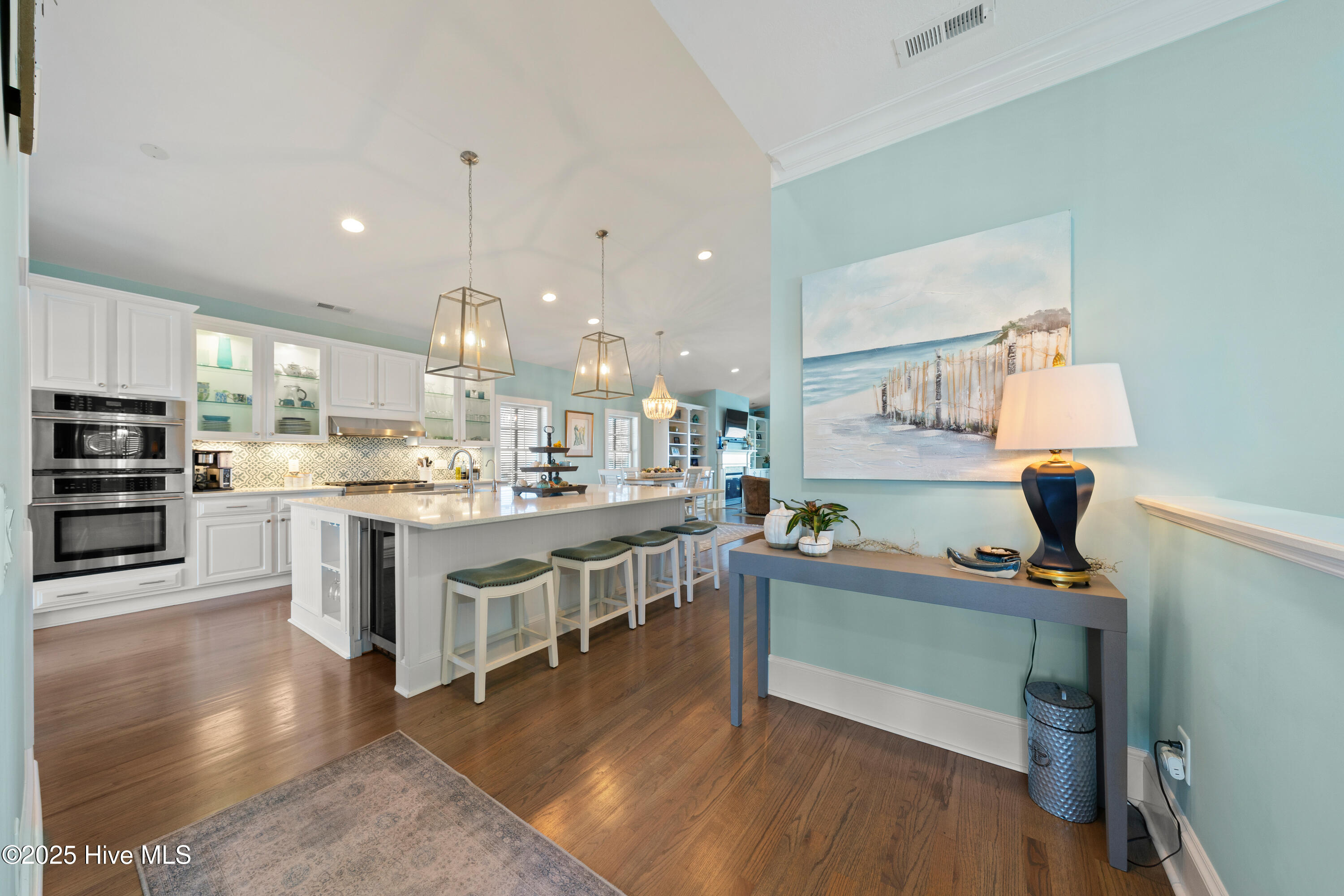 100541249 | Photo 49