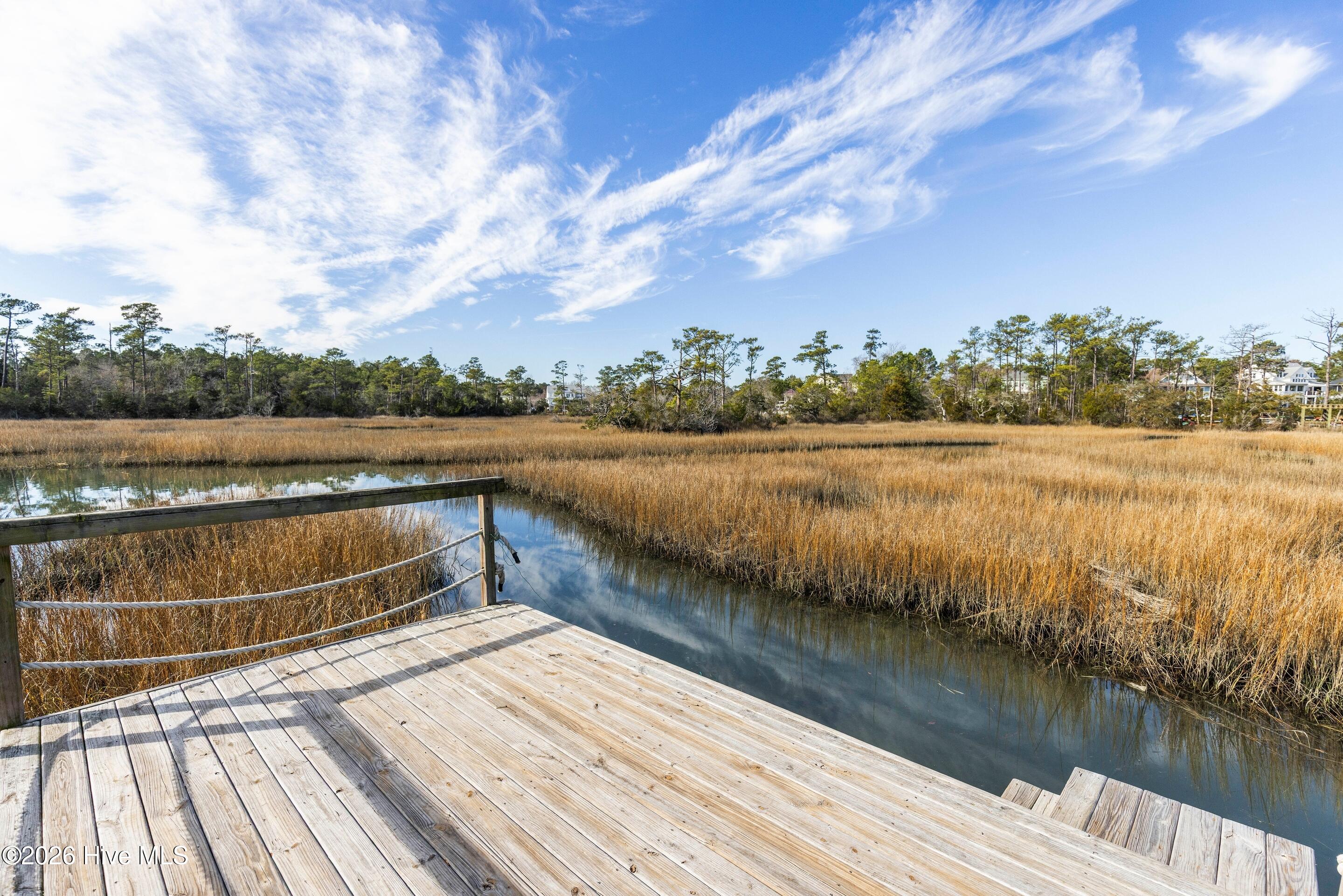 100546830 | Photo 98