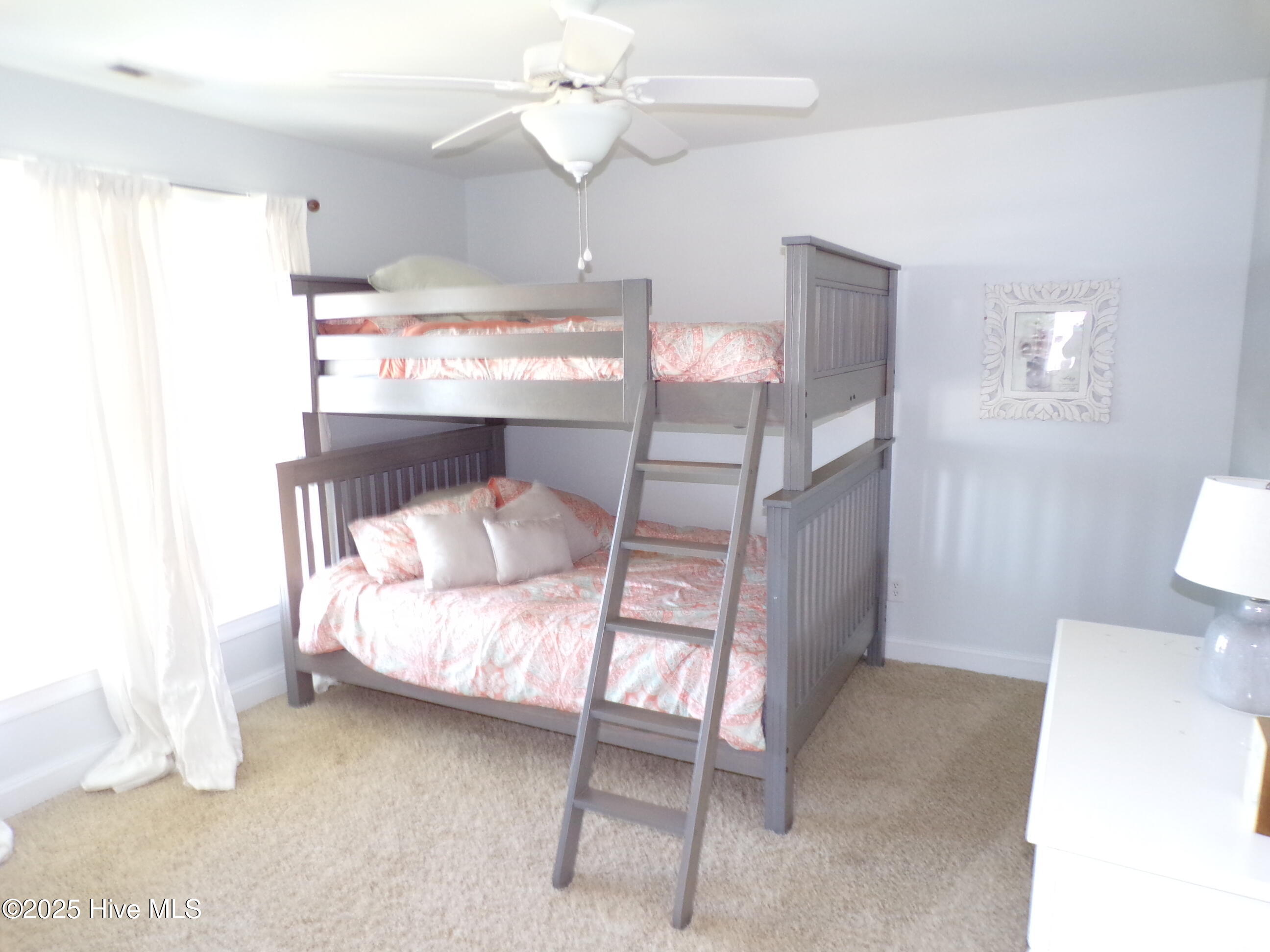 100540211 | Photo 11