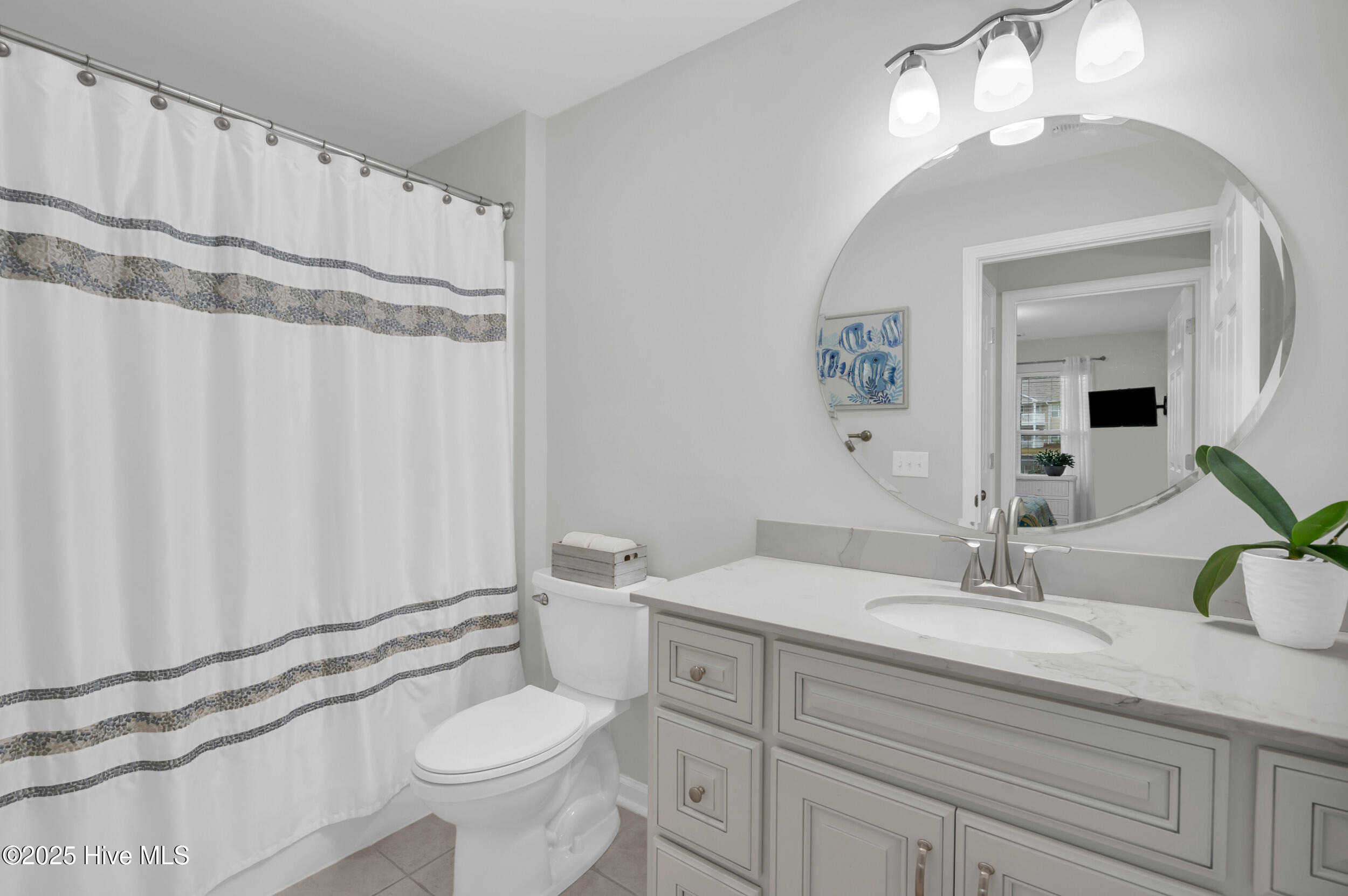 100538777 | Photo 17