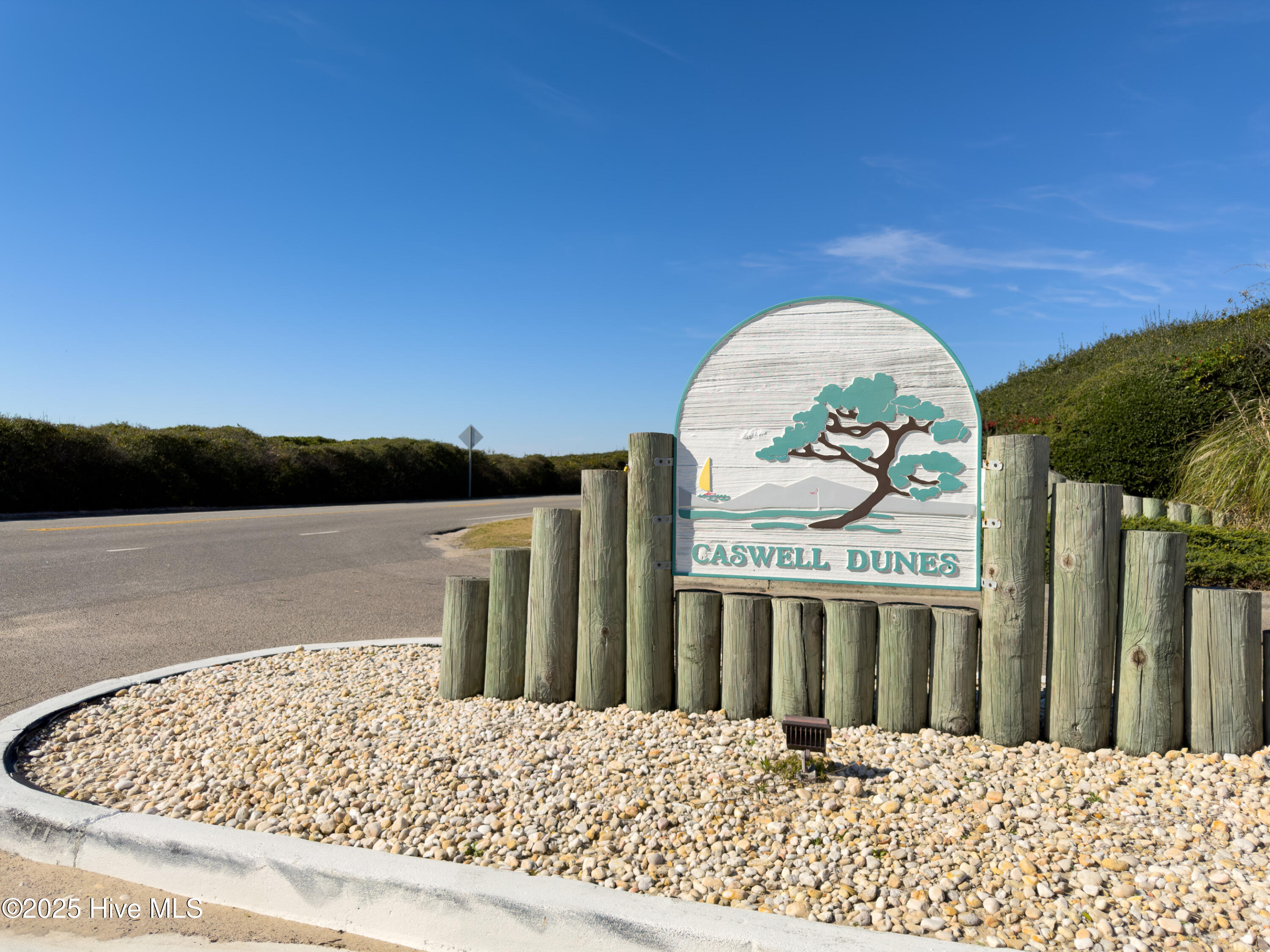 100542909 | Photo 60