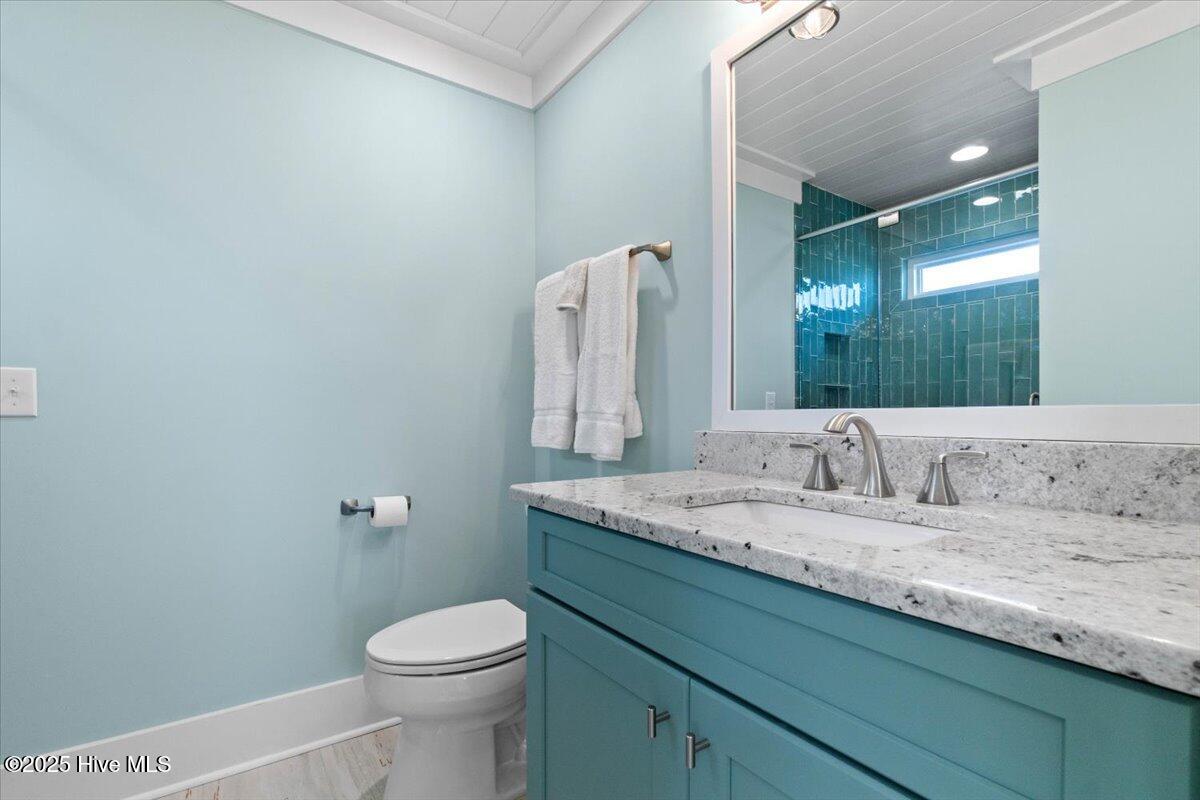 100491372 | Photo 82