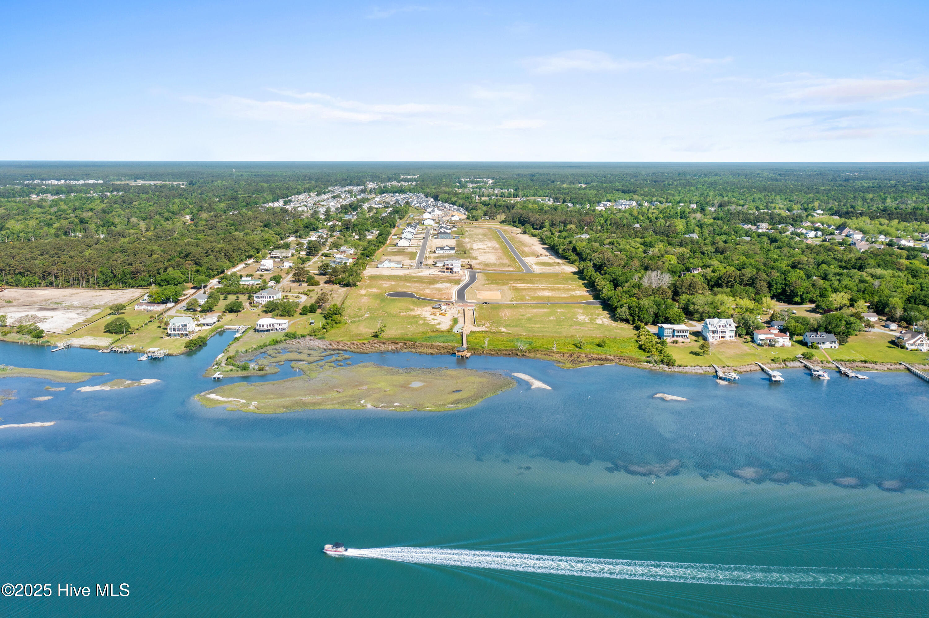 100539733 | Photo 14