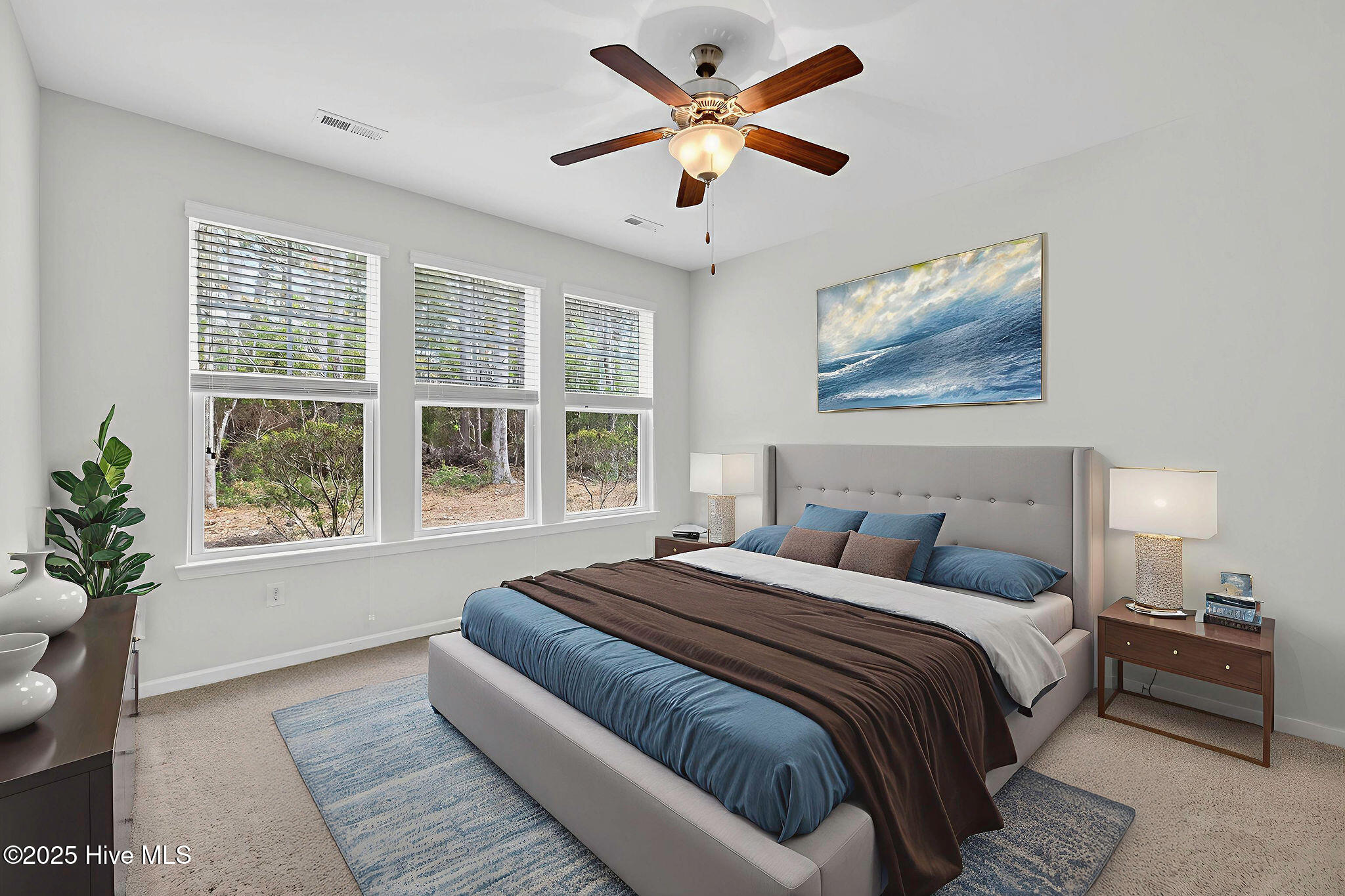 100545229 | Photo 17