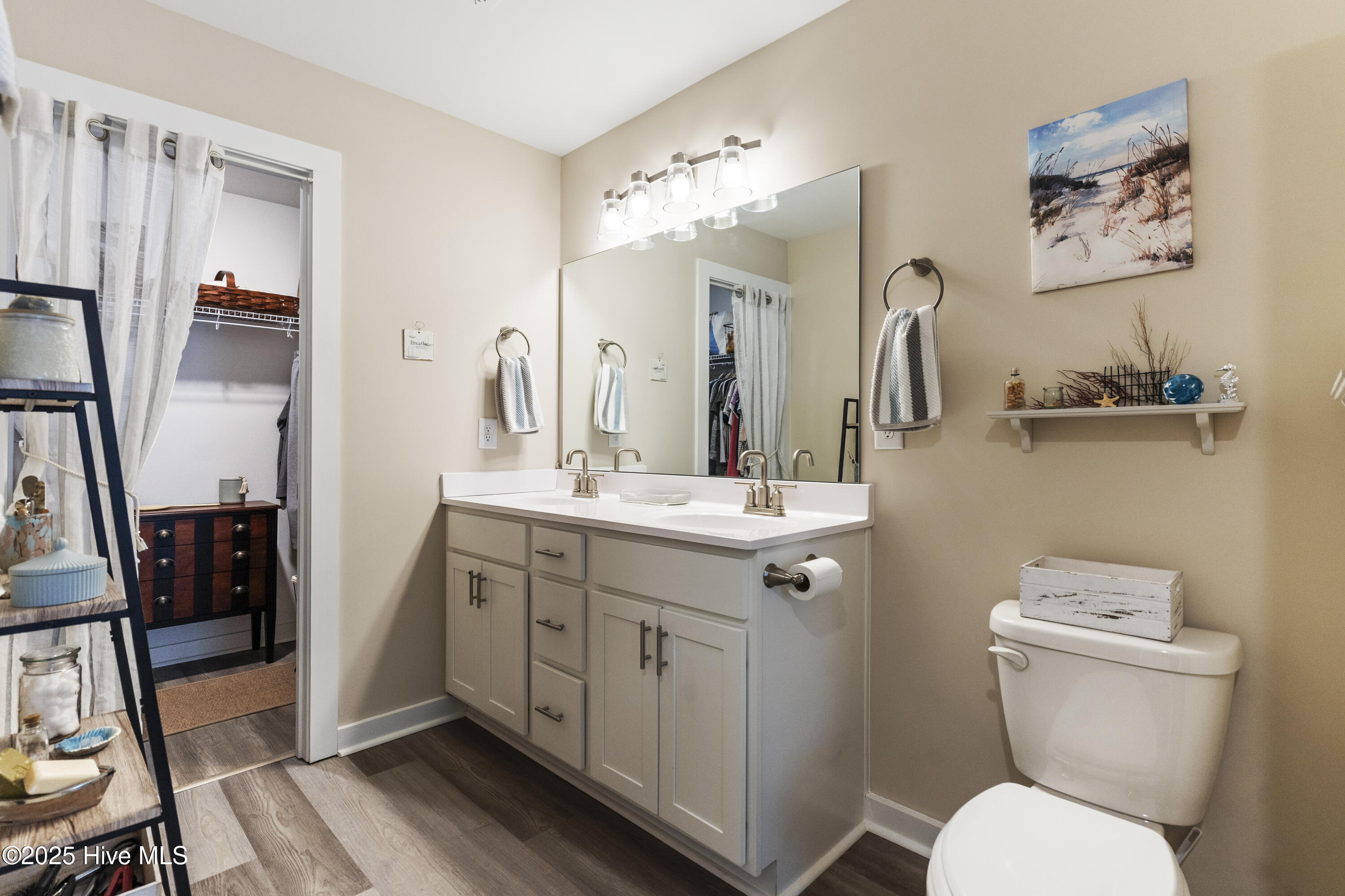 100505761 | Photo 30