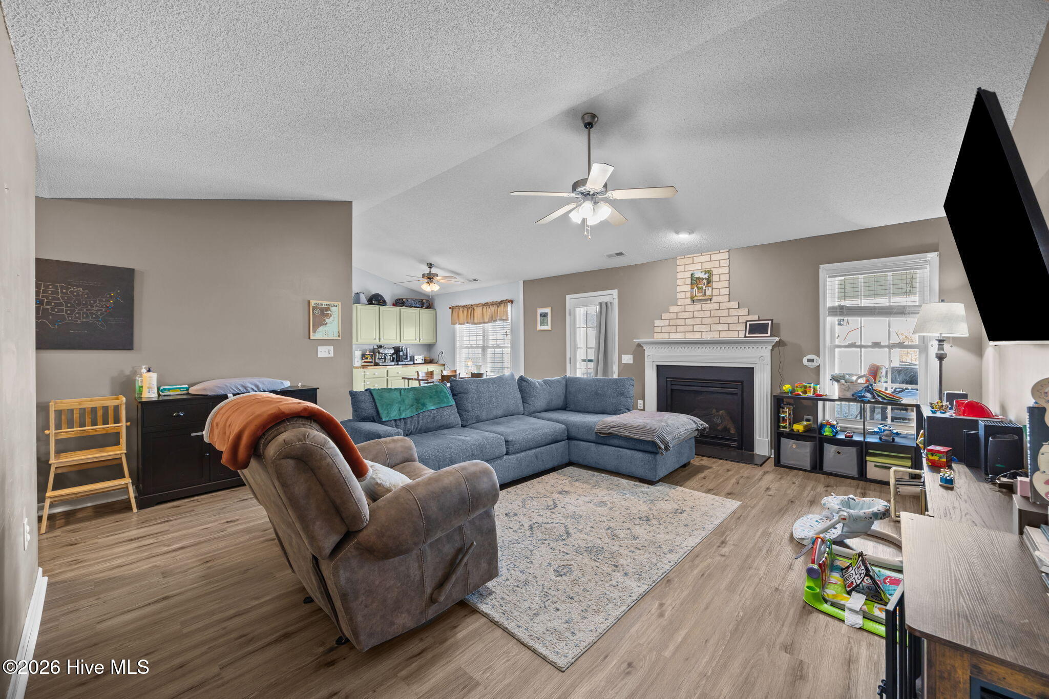 100554153 | Photo 10