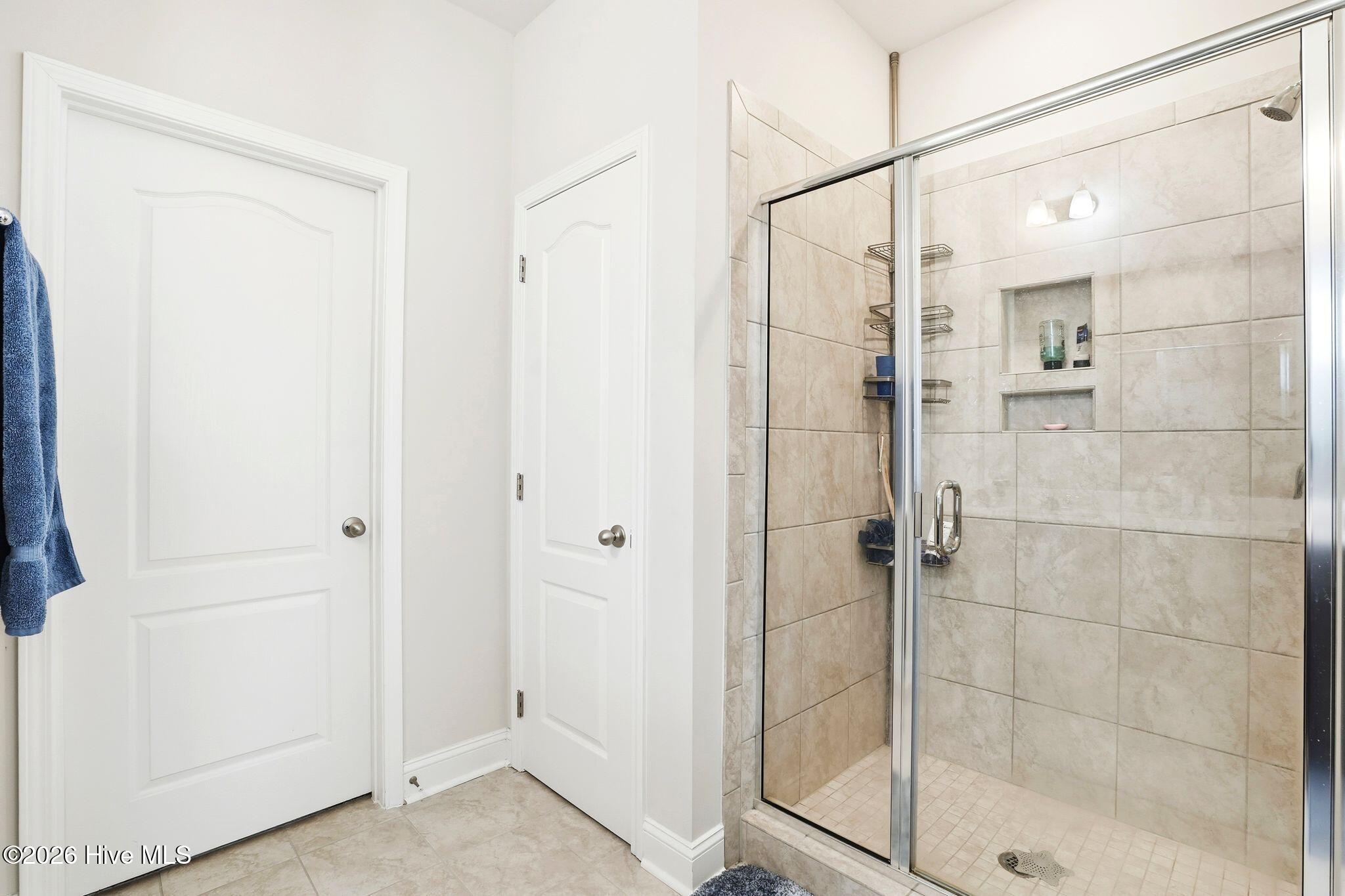 100567646 | Photo 36