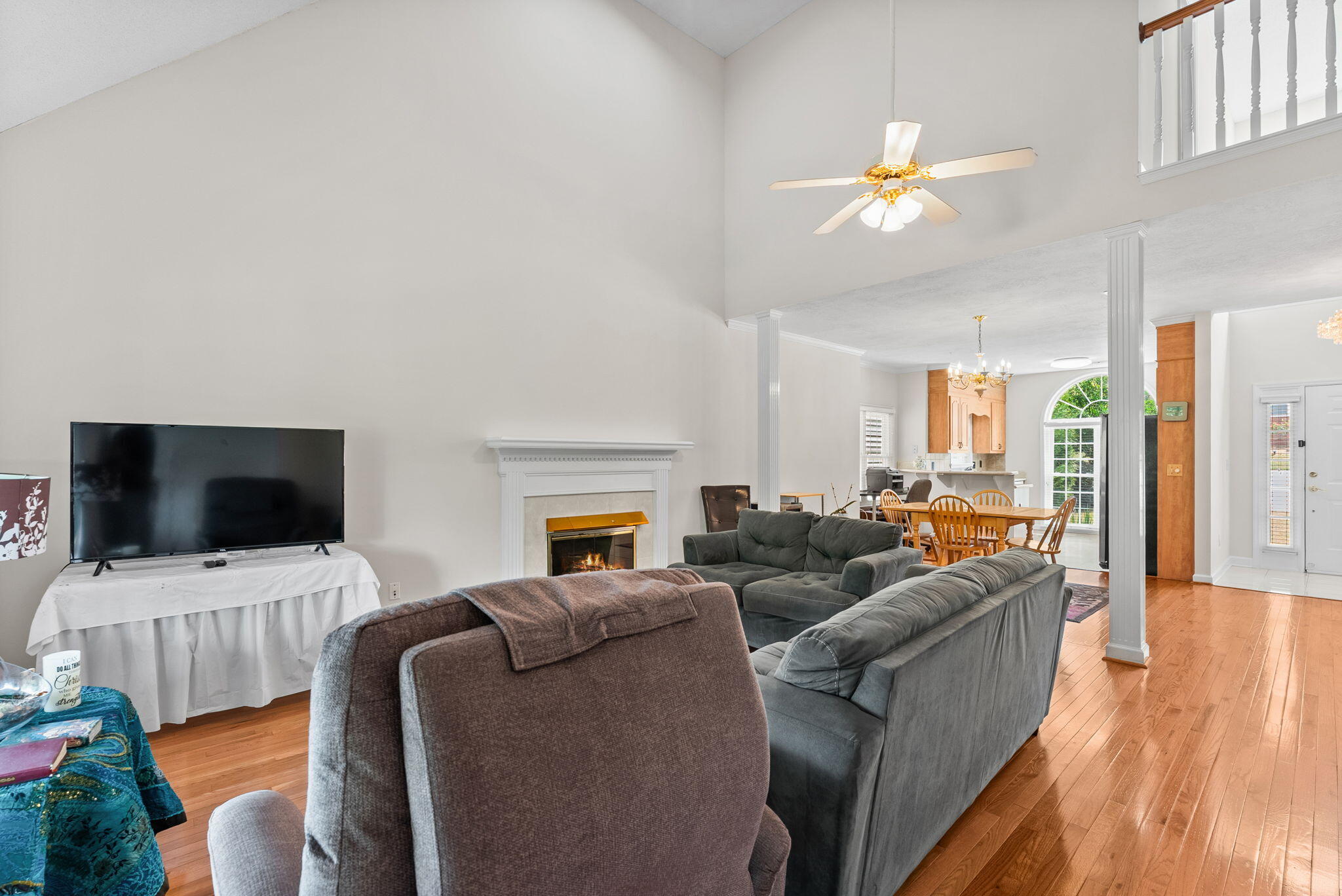 58-web-or-mls-DSC08018-fire