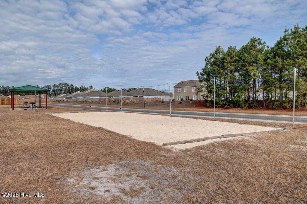 100560192 | Photo 44