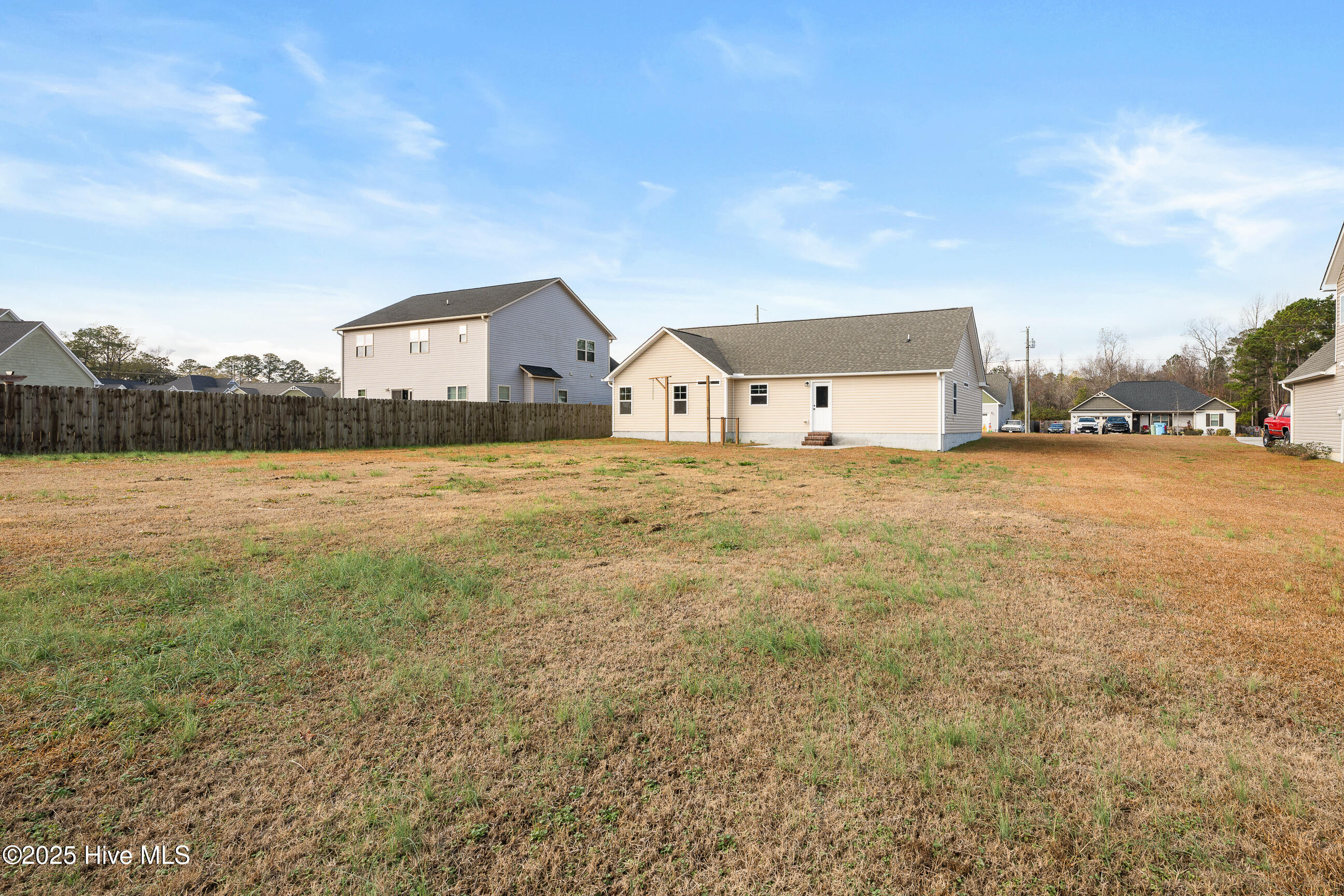 100544076 | Photo 30