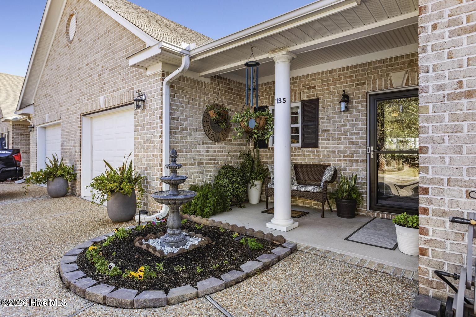 porch 1135