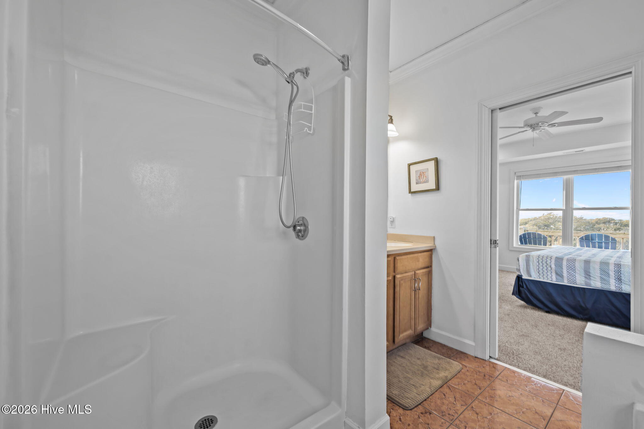 100565208 | Photo 30