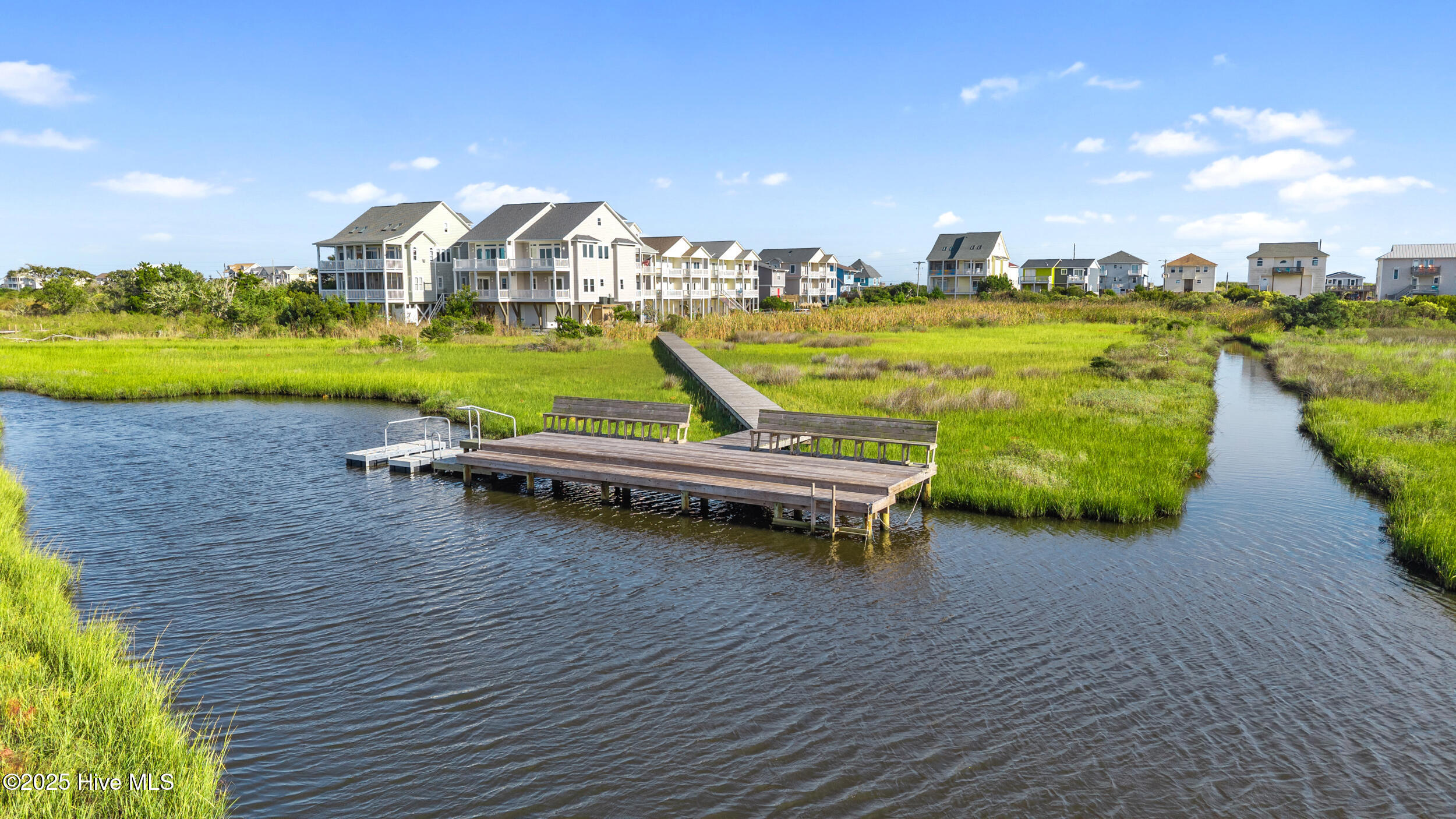 100534719 | Photo 11