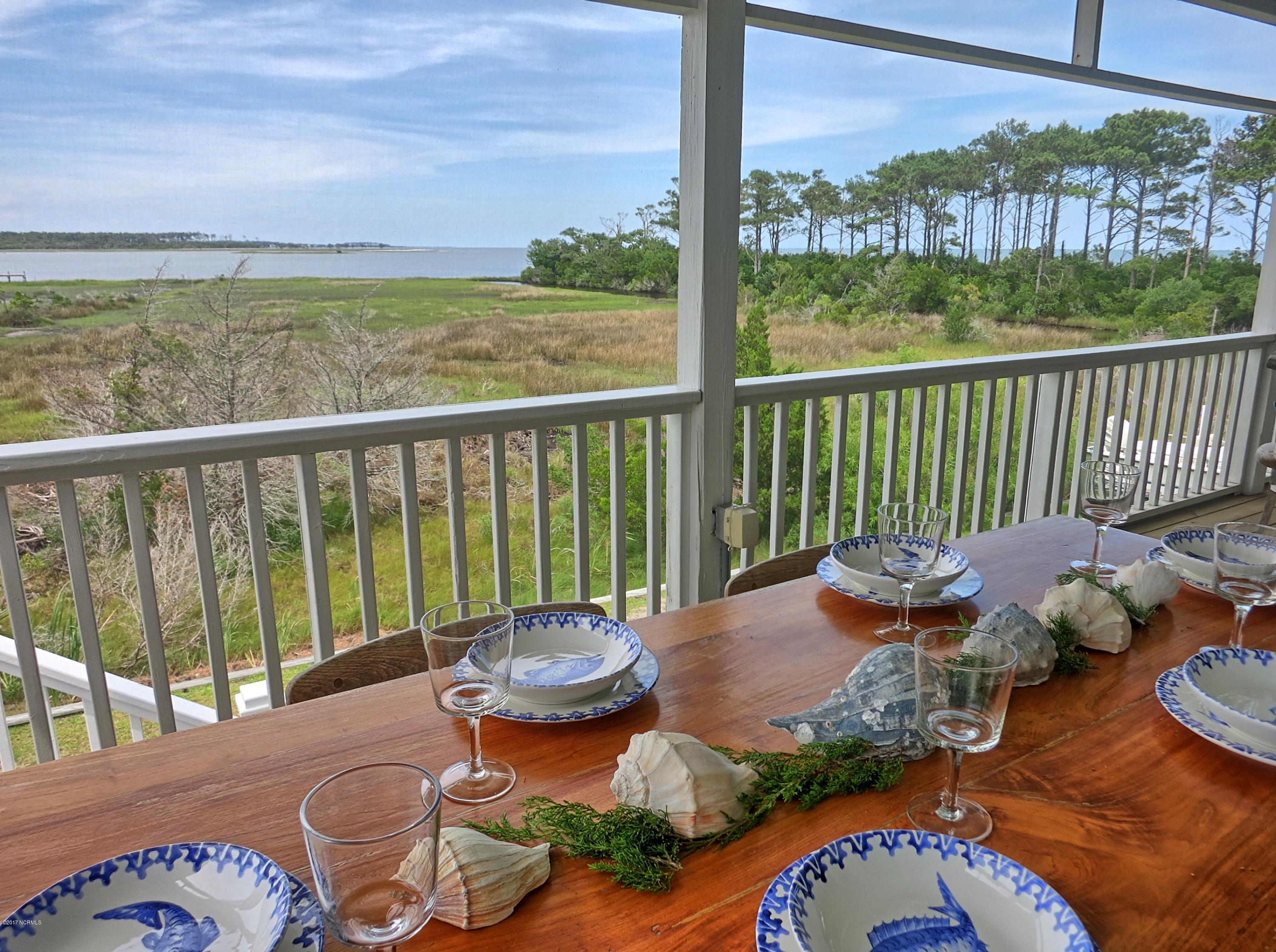 141 East Drive,Harkers Island