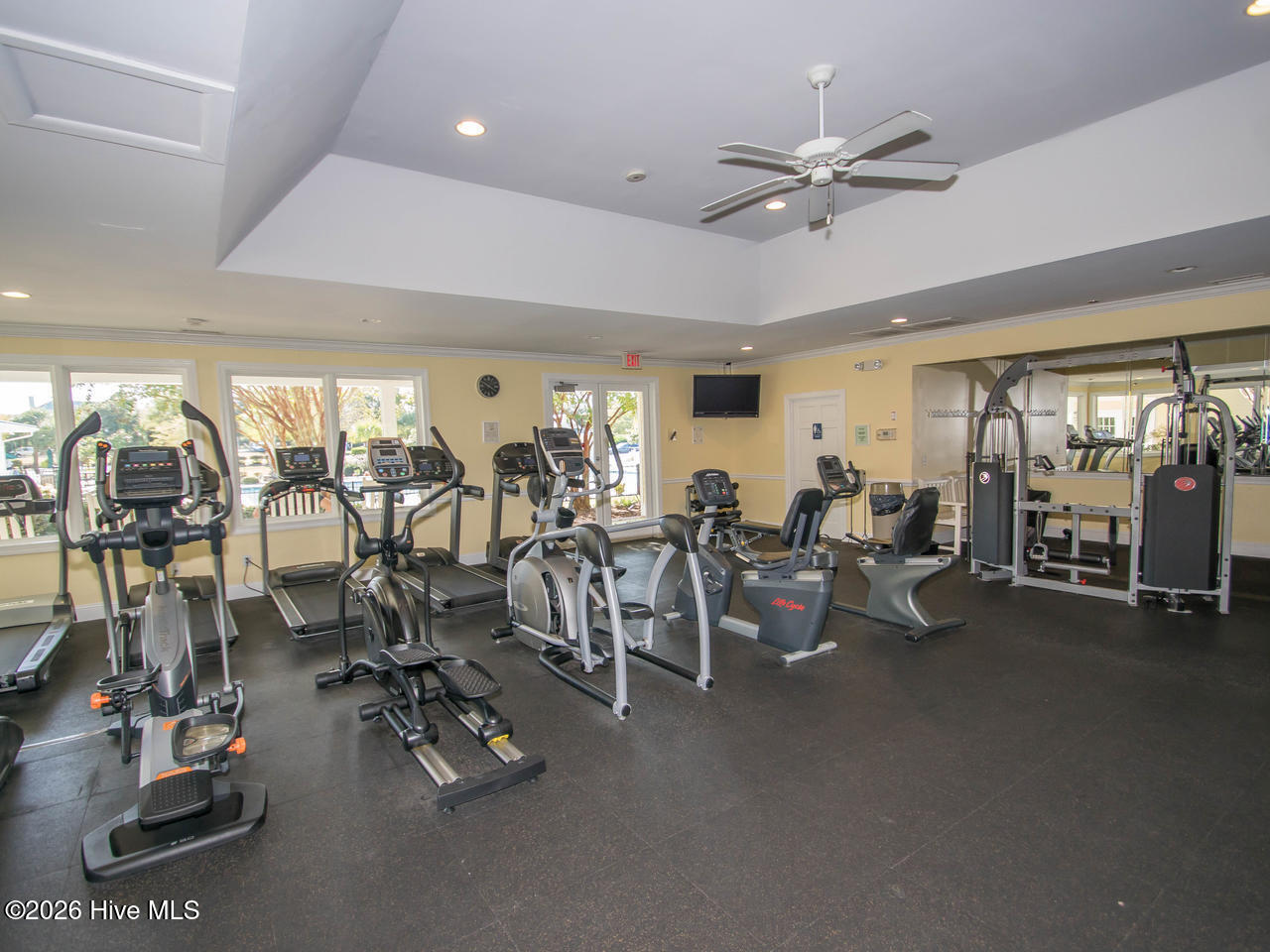 100559820 | Photo 22