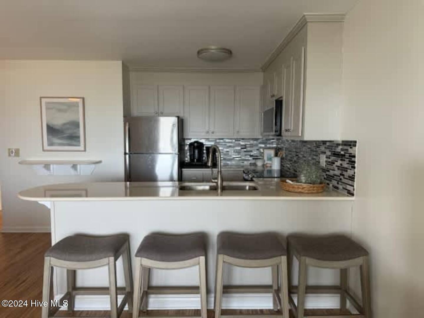 100526206 | Photo 19