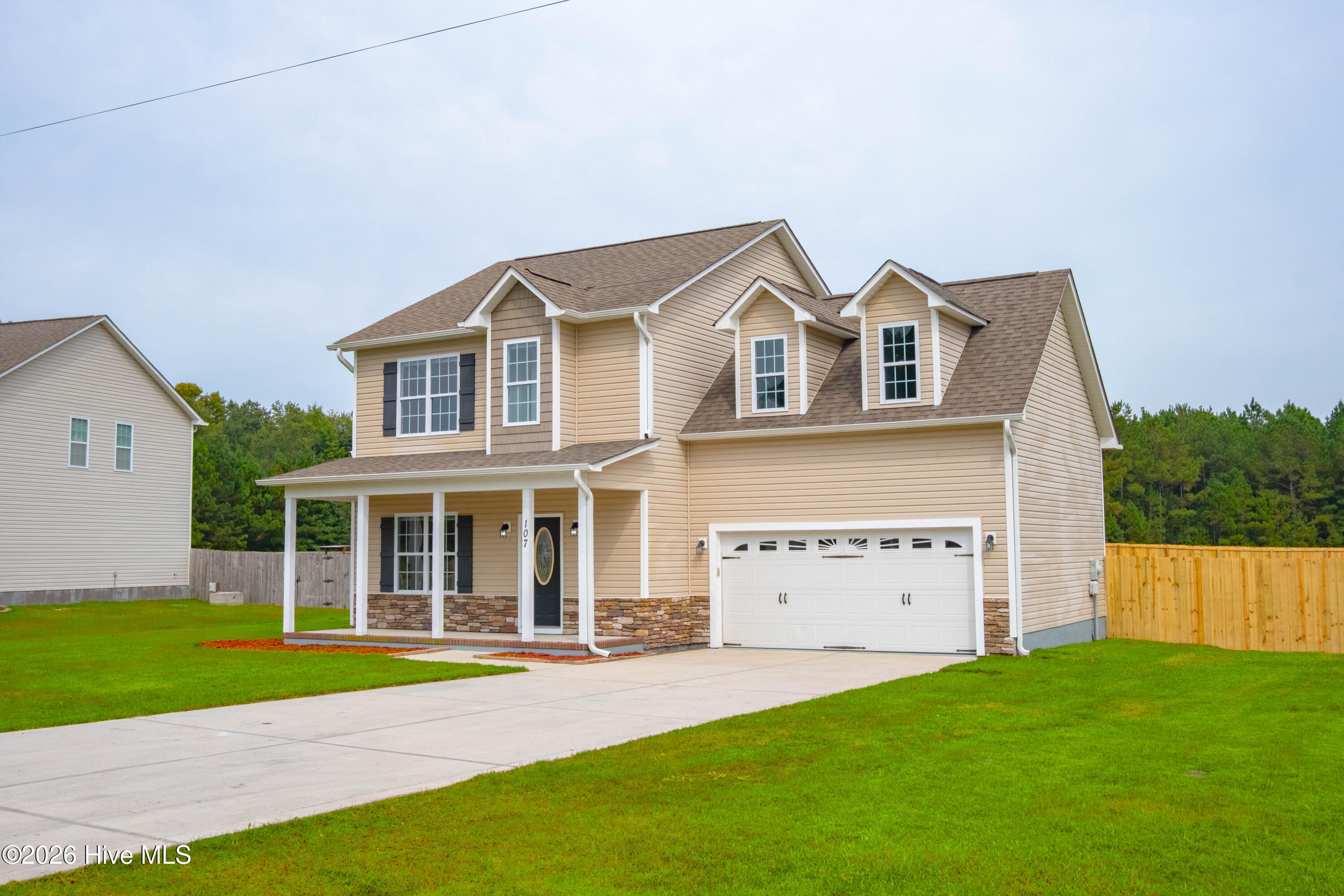 Photo 3 of Single family home for sale at 107 Sparrow Point Ln, Jacksonville, NC 28540 | MLS# 100609547 | Listing updated on 2026-10-10