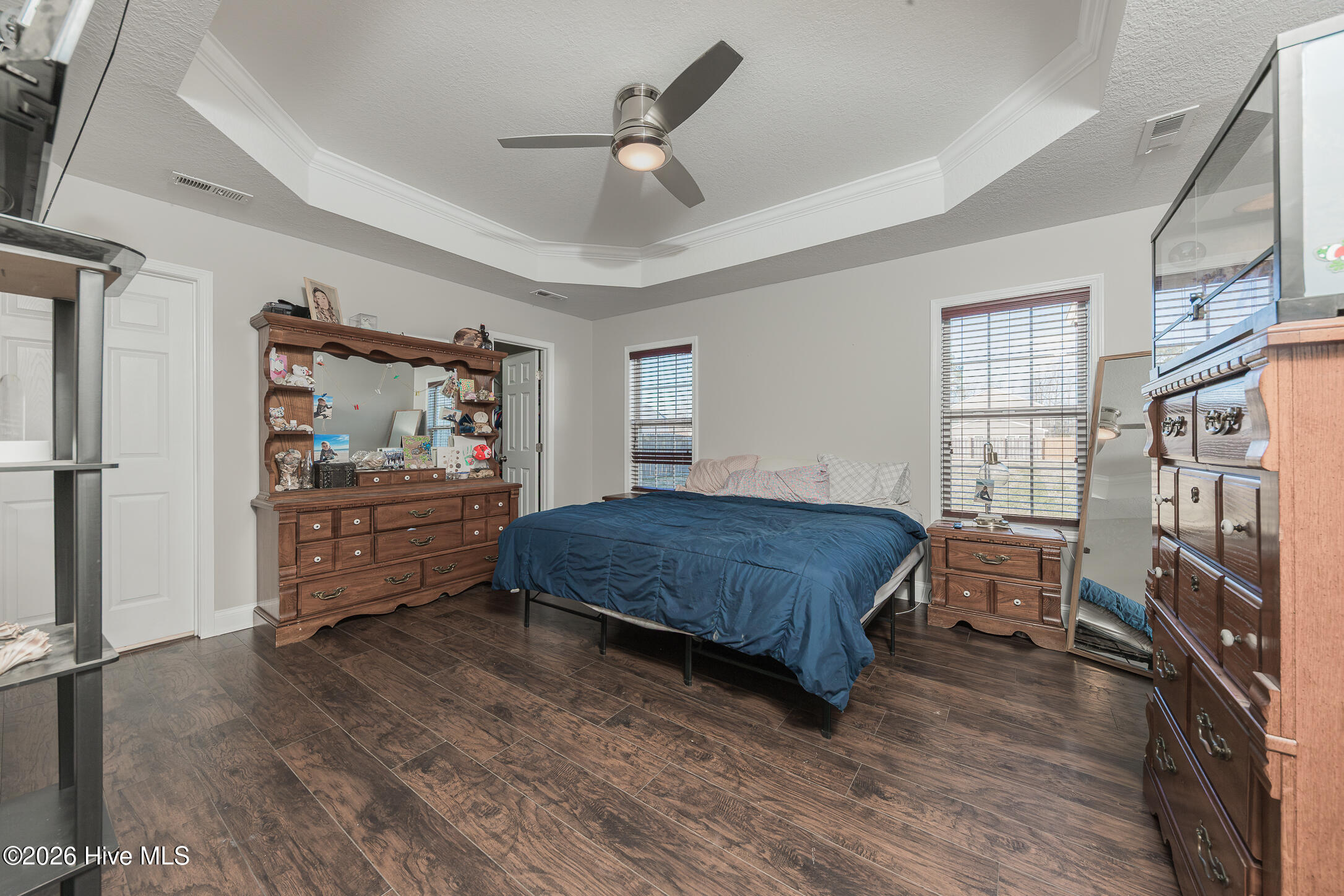 100550333 | Photo 26