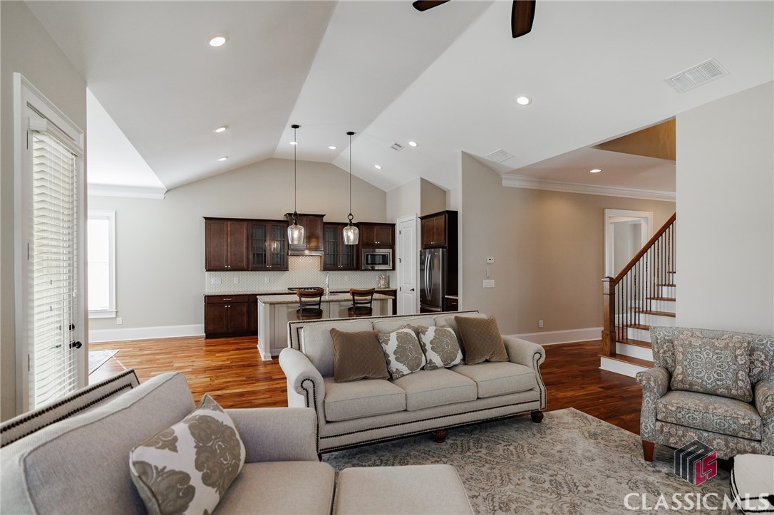 2990 Greenleffe Drive