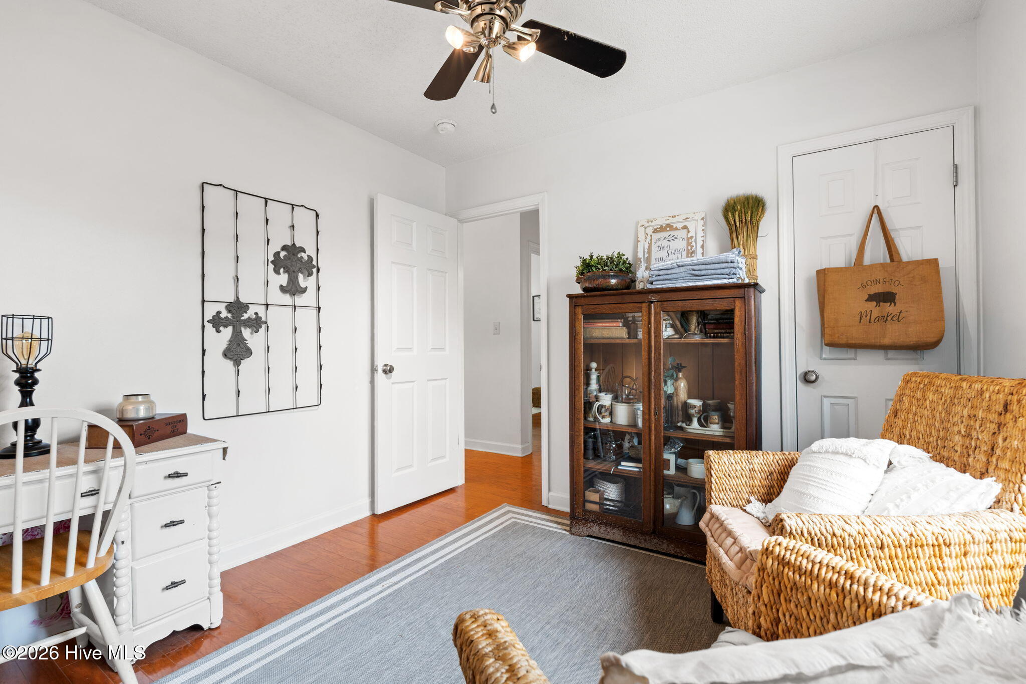 100570362 | Photo 17