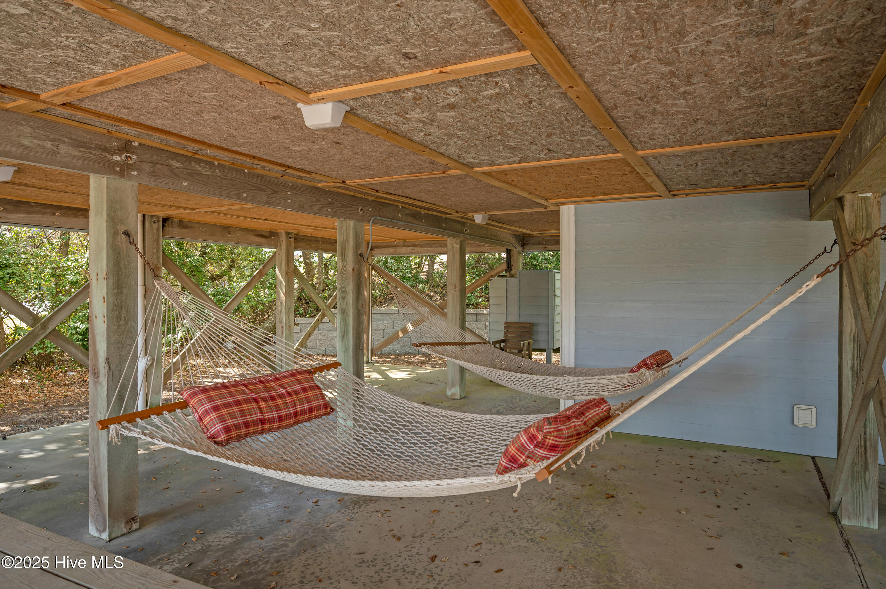 100498545 | Photo 68