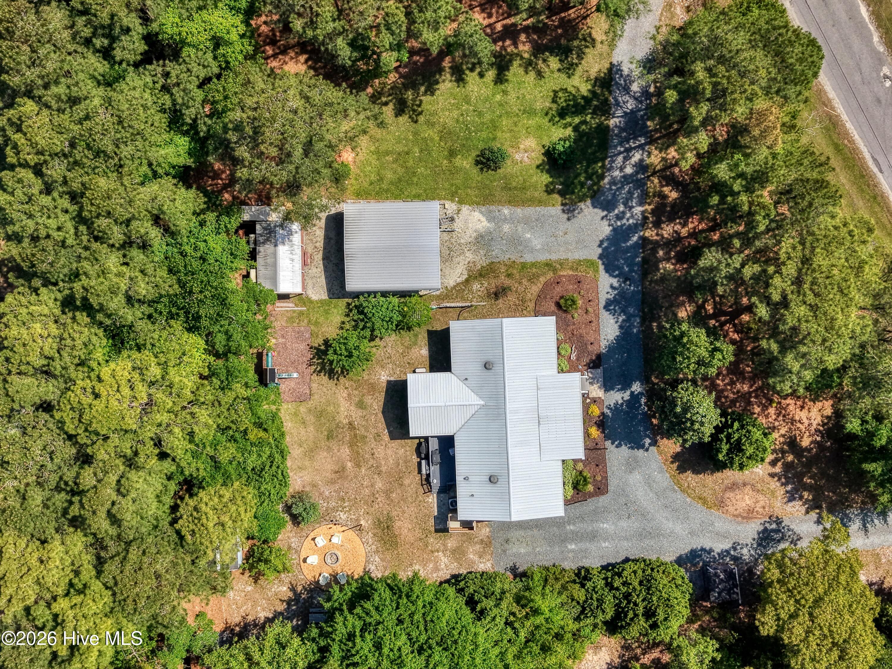 100570246 | Photo 33