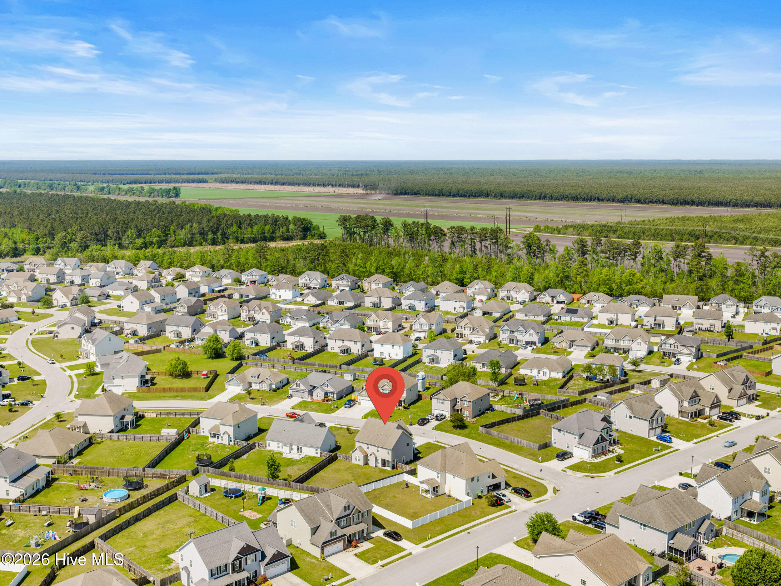 100568044 | Photo 55