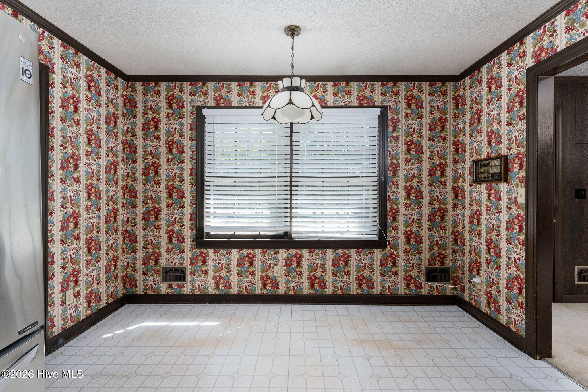 100566368 | Photo 10