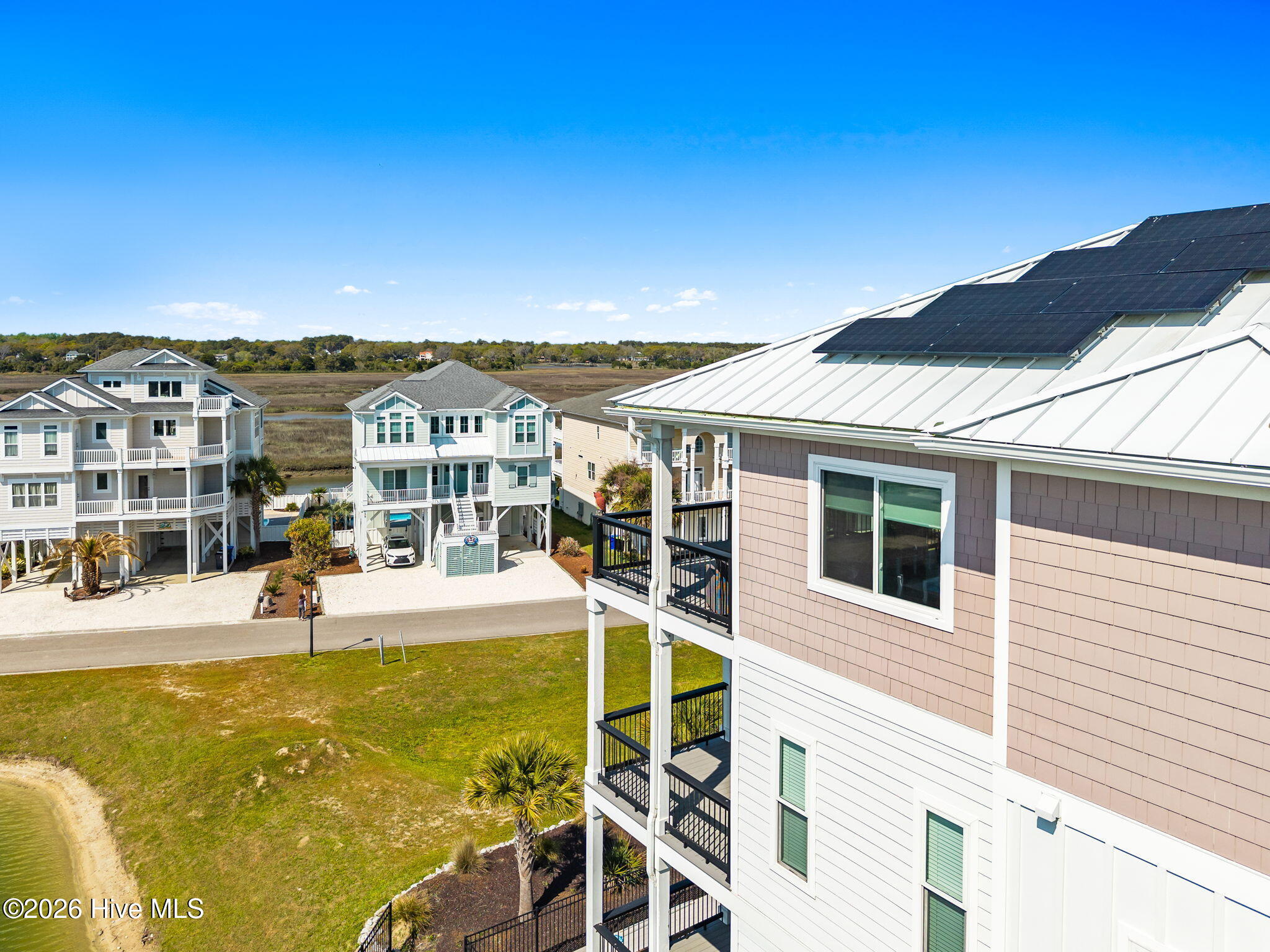 100564964 | Photo 15